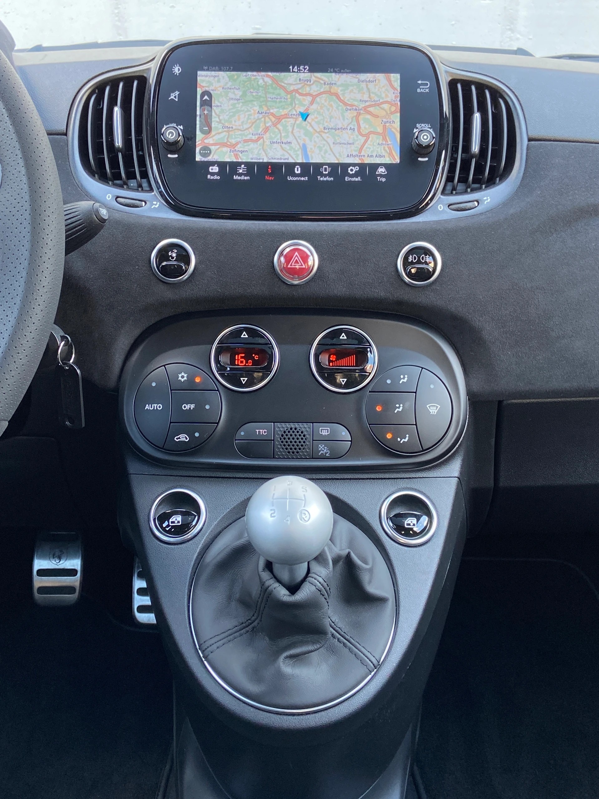 FIAT 695 1.4 16V Turbo Abarth Turismo-image-11