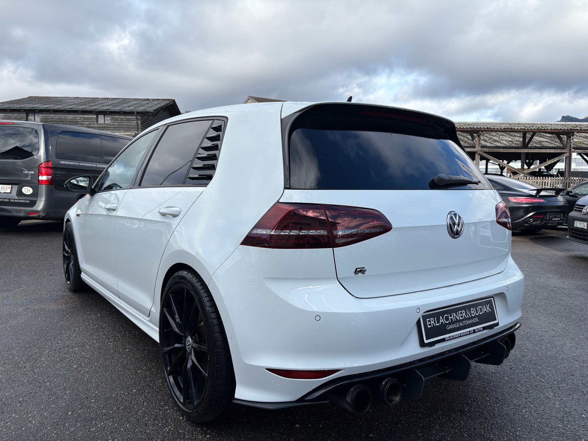 VW Golf 2.0 TSI R 4Motion DSG-image-3