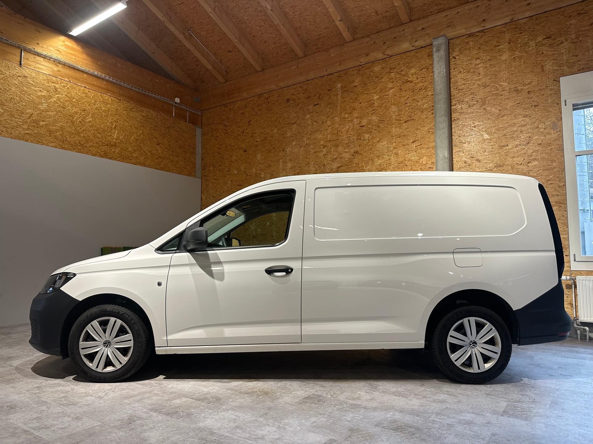 VW Caddy Cargo Maxi 2.0TDI/Inkl. fortlaufende Werksgarantie bis Ende Juli 2026!-image-2