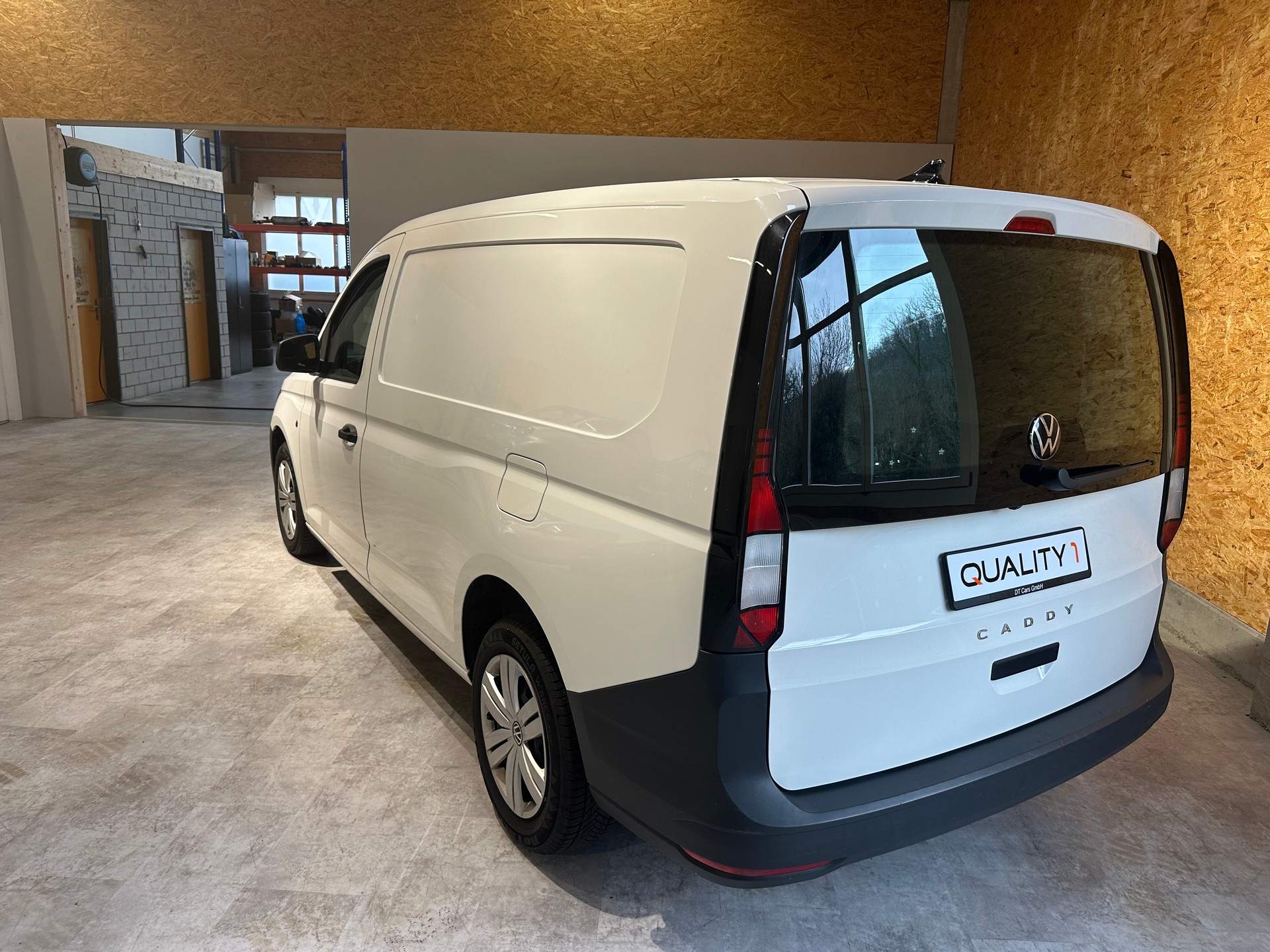 VW Caddy Cargo Maxi 2.0TDI/Inkl. fortlaufende Werksgarantie bis Ende Juli 2026!-image-3