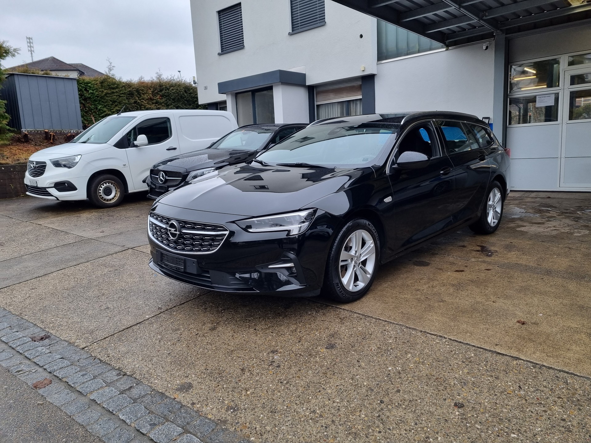 OPEL Insignia 1.5 CDTI Sports Tourer Elegance Automatic-image-0