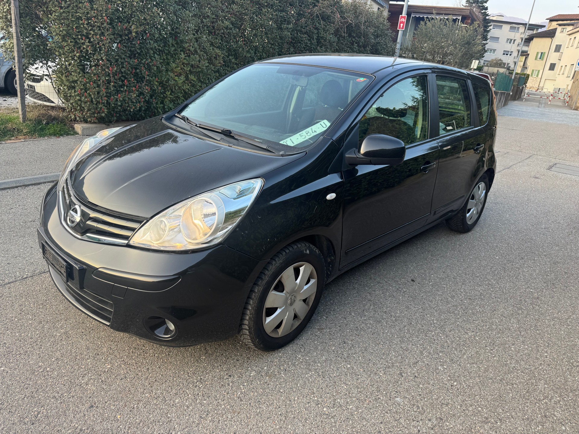 NISSAN Note 1.6 tekna-image-2
