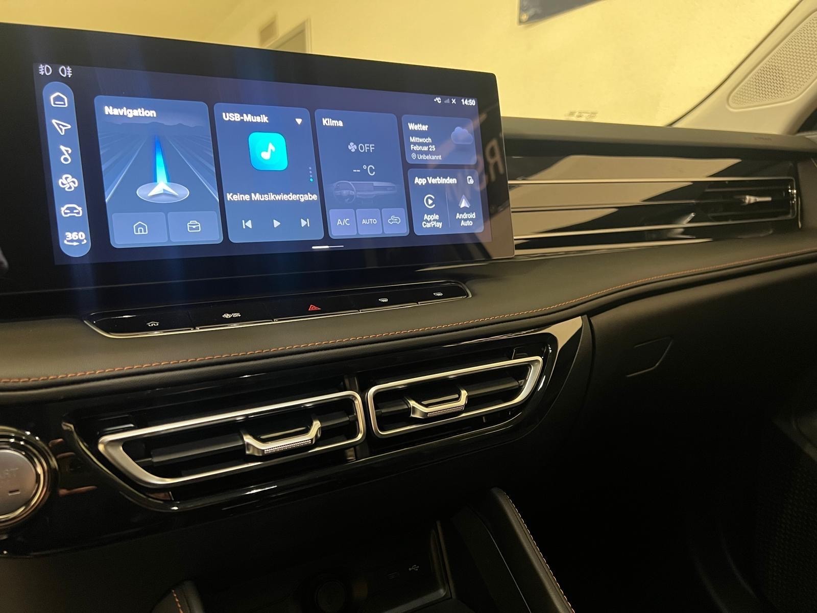 MG HS 1.5 T PHEV Luxury-image-9