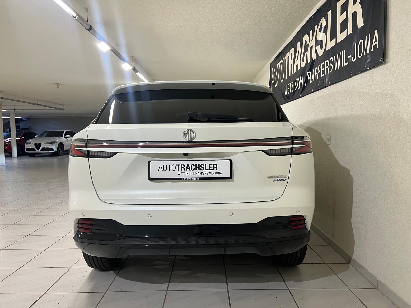 MG HS 1.5 T PHEV Luxury-image-3