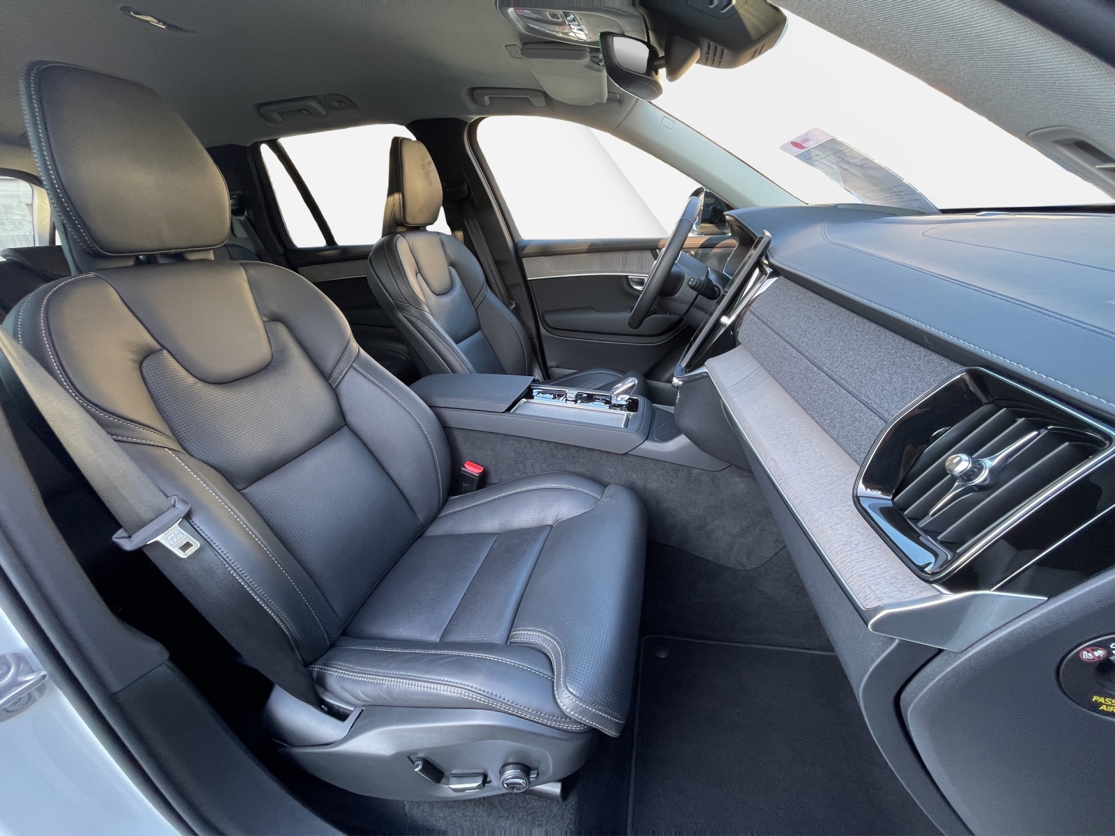 VOLVO XC90 2.0 T8 TE Plus Dark eAWD-image-18