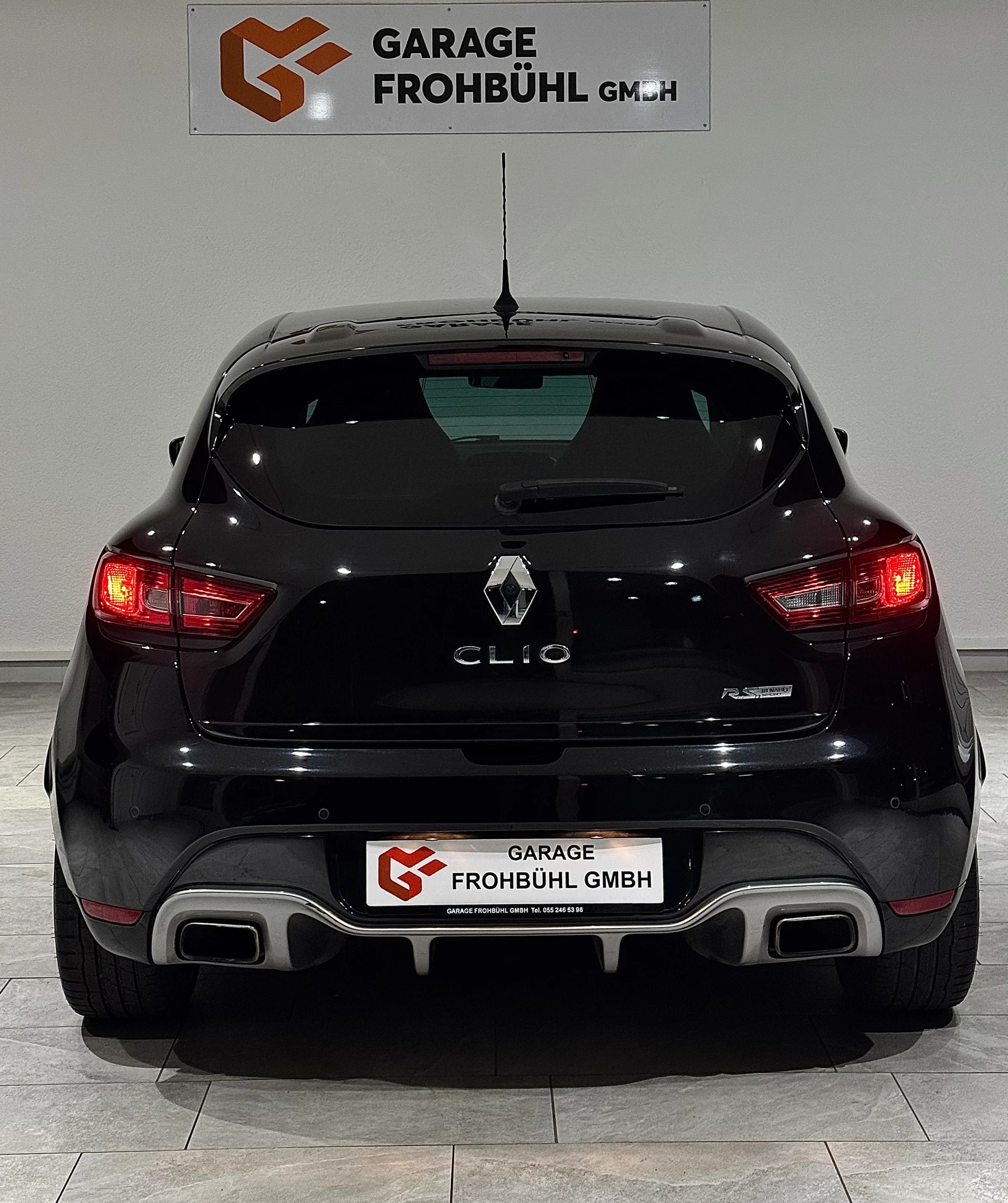 RENAULT Clio 1.6 T RS 220 Trophy EDC-image-5