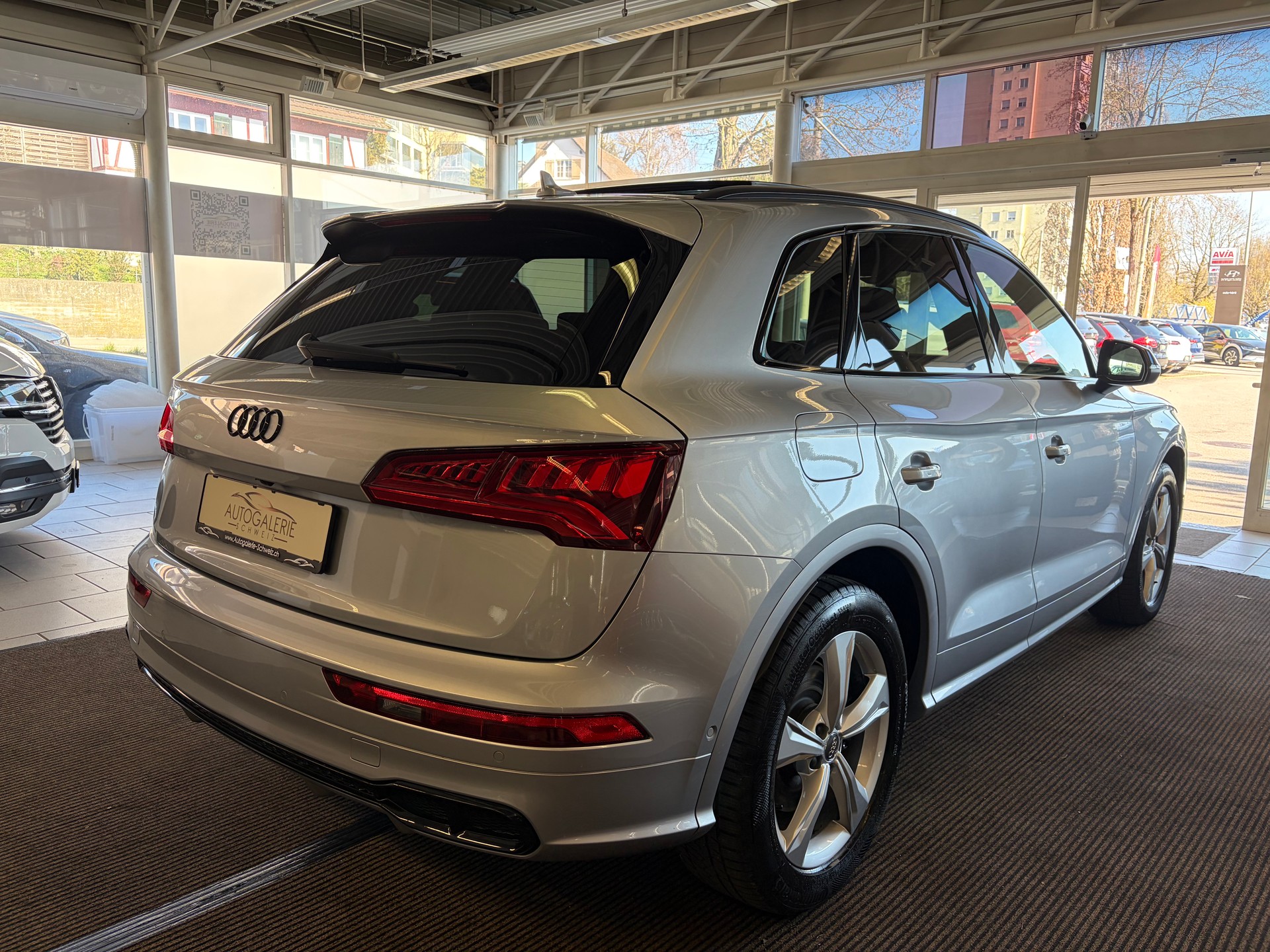 AUDI SQ5 TDI quattro | CH | Sportsitz Plus | Panorama | Black Paket | HeadUp | Bang & Olufsen | Feinnappa | AHK-image-27