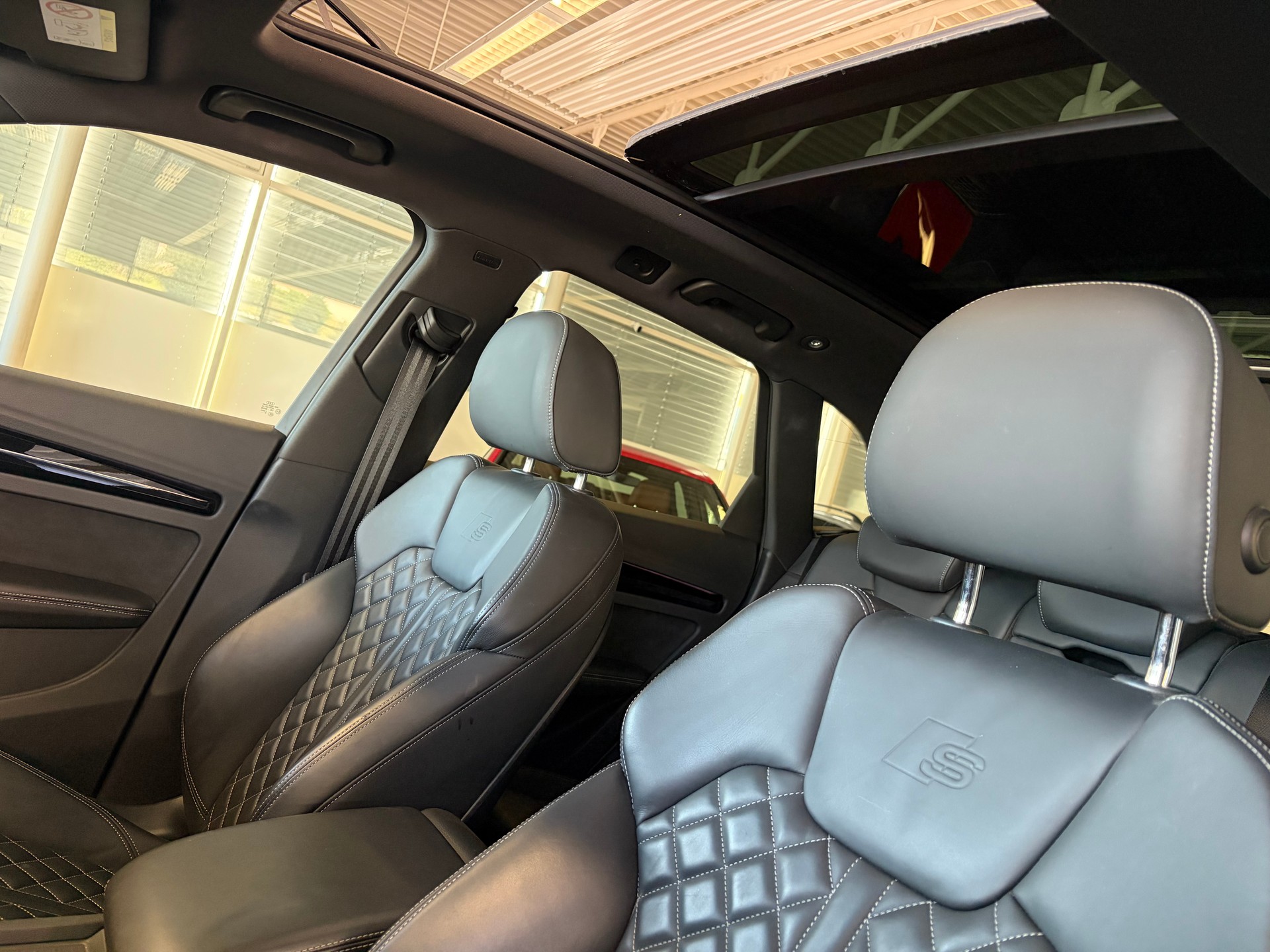 AUDI SQ5 TDI quattro | CH | Sportsitz Plus | Panorama | Black Paket | HeadUp | Bang & Olufsen | Feinnappa | AHK-image-13