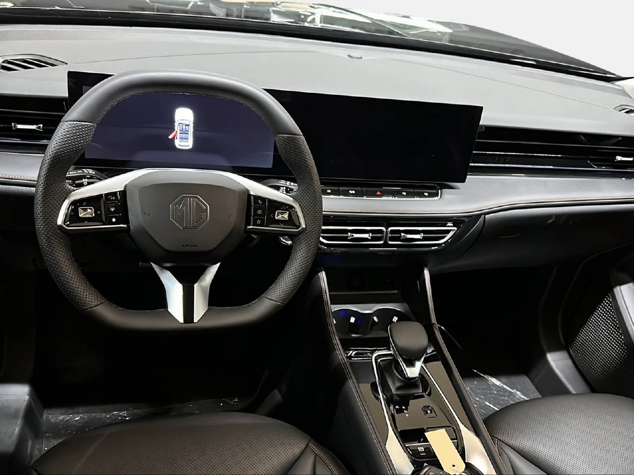 MG HS 1.5 Hybrid Luxury-image-9