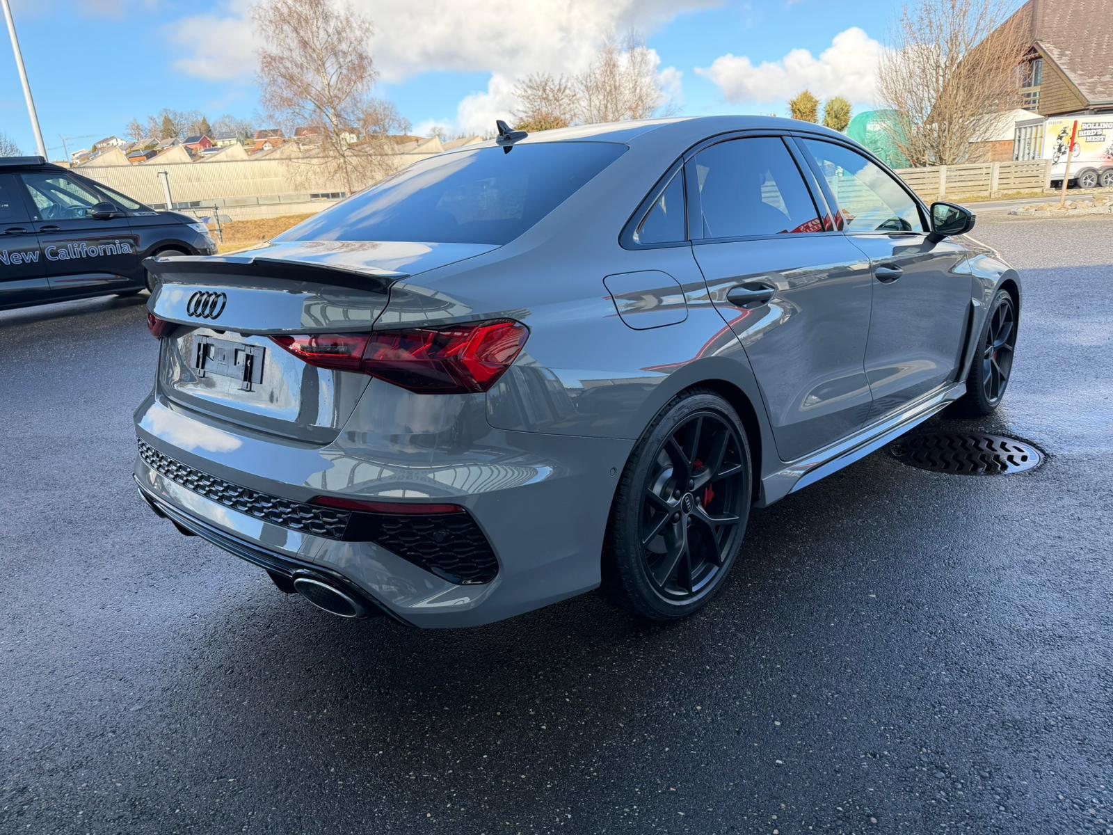 AUDI RS3 Limousine 2.5 TSI quattro S-tronic-image-4