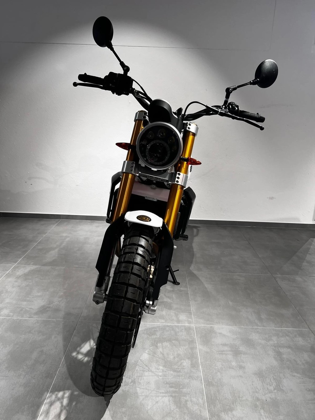 FANTIC Caballero 500 Scrambler 35 KW-showroom-element-1