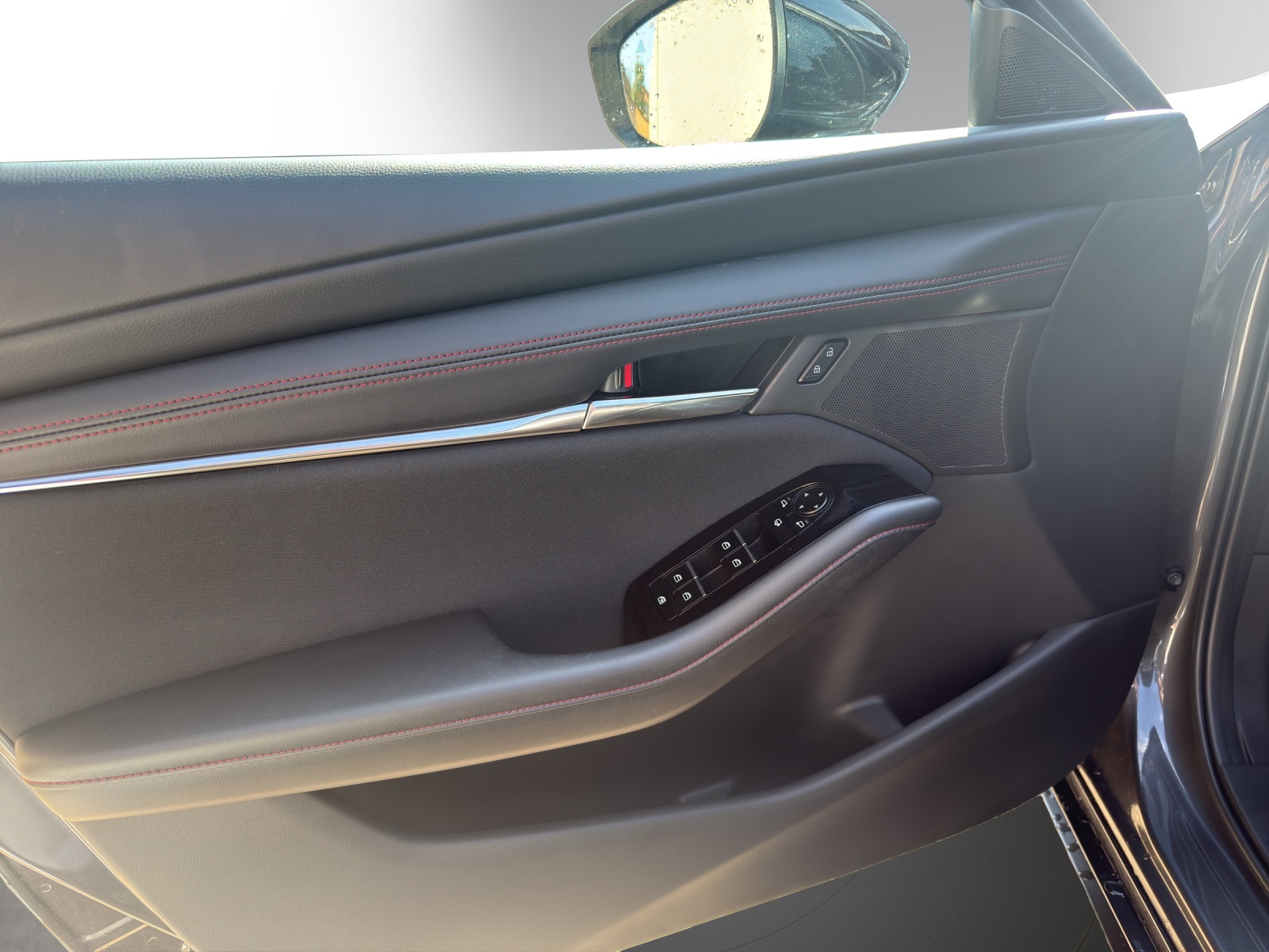 MAZDA 3 Hatchback SKYACTIV-X M Hybrid 186 Homura Automat-image-7
