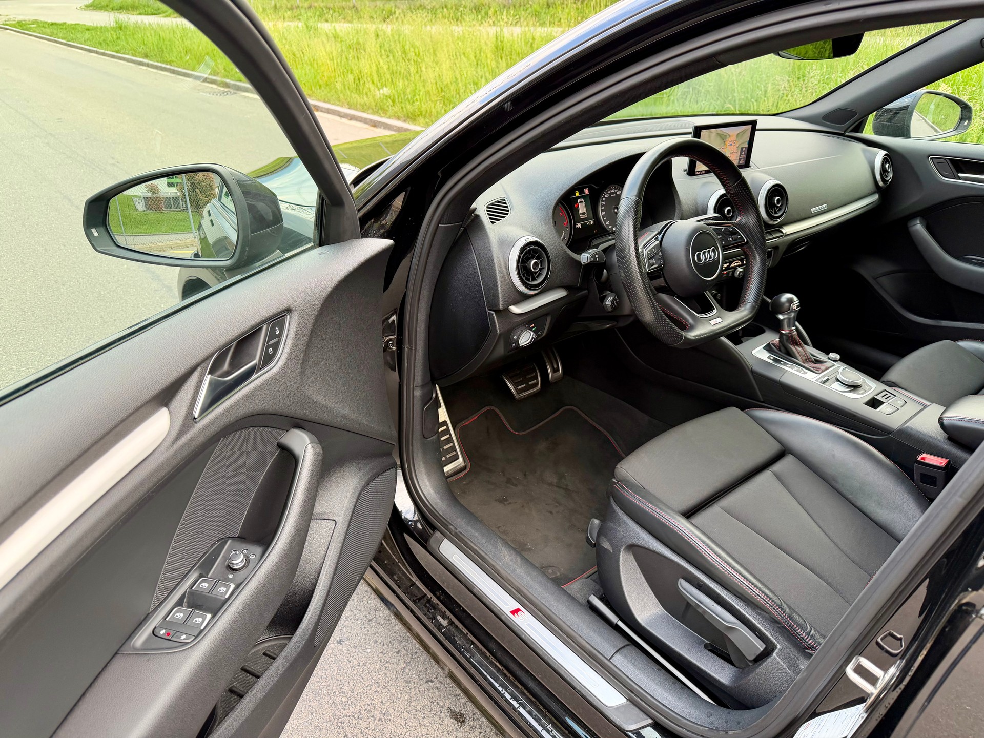 AUDI S3 Sportback 2.0 TFSI quattro S-tronic | Facelift | CH Auto Inkl. Garantie |-image-8