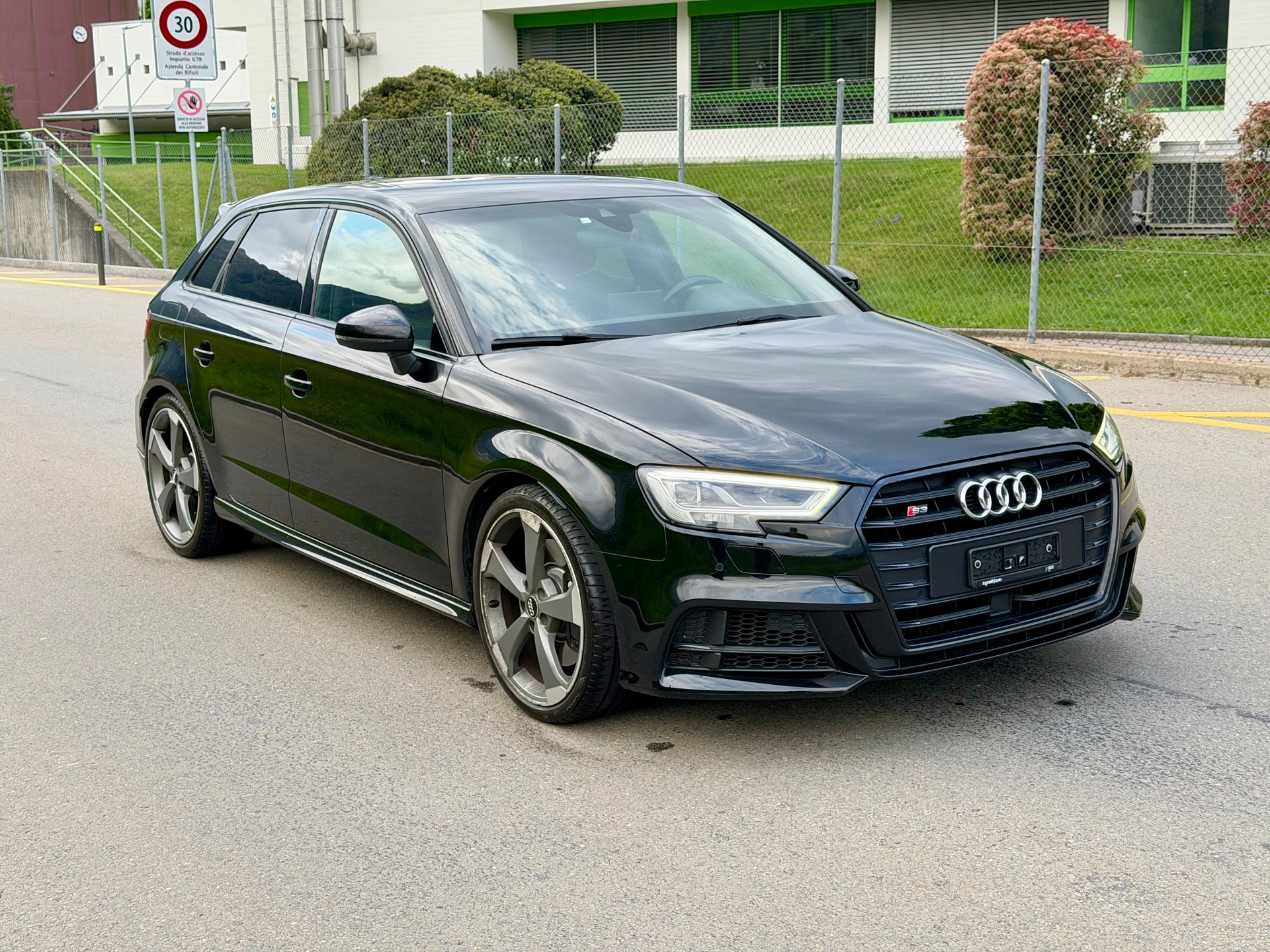 AUDI S3 Sportback 2.0 TFSI quattro S-tronic | Facelift | CH Auto Inkl. Garantie |-image-7