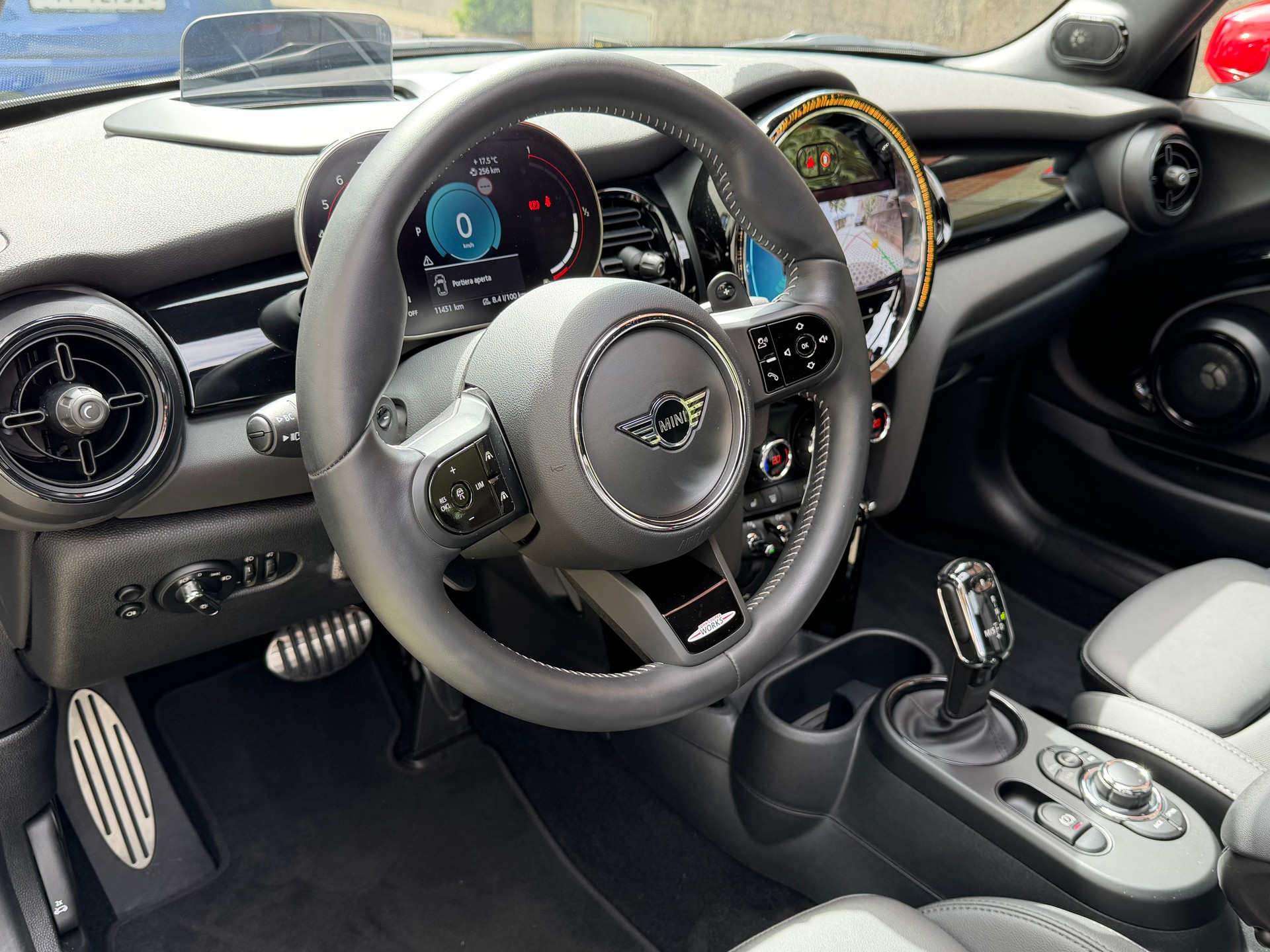 MINI Cooper John Cooper Works Cabriolet Steptronic-image-6