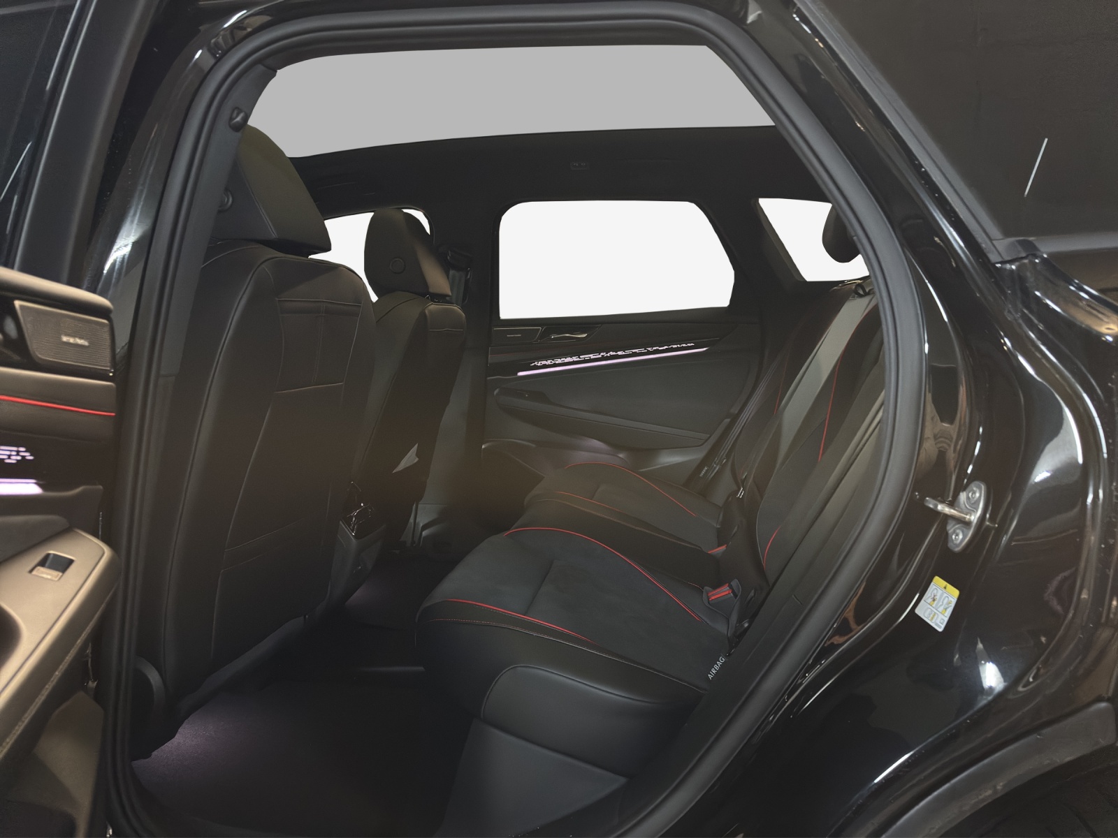 VW ID.7 Tourer GTX 86 kWh GTX 4 Motion-image-11