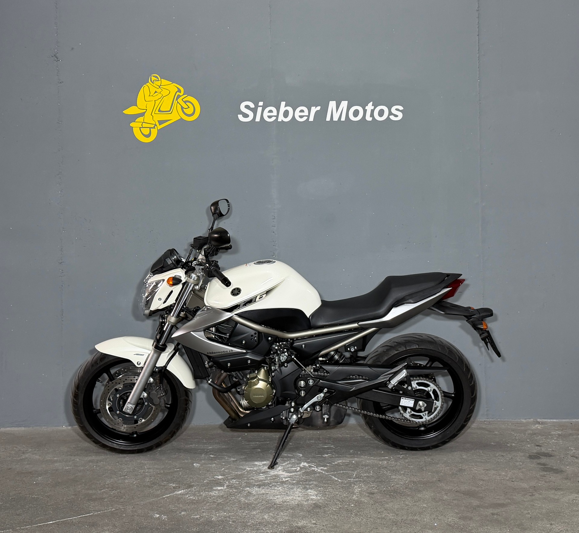 YAMAHA XJ 6 N ABS-showroom-element-2