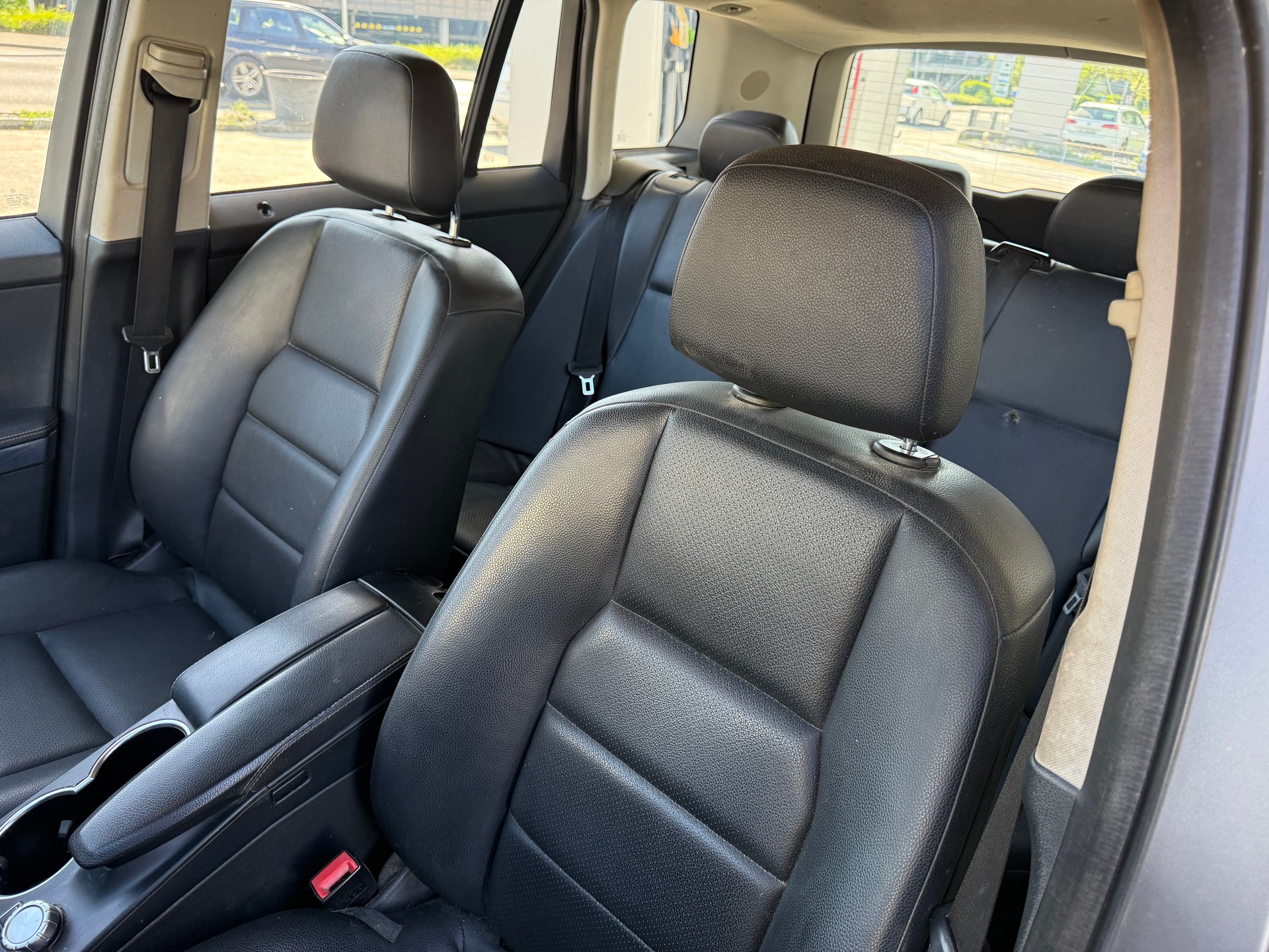 MERCEDES-BENZ GLK 220 CDI 4Matic 7G-Tronic-image-12