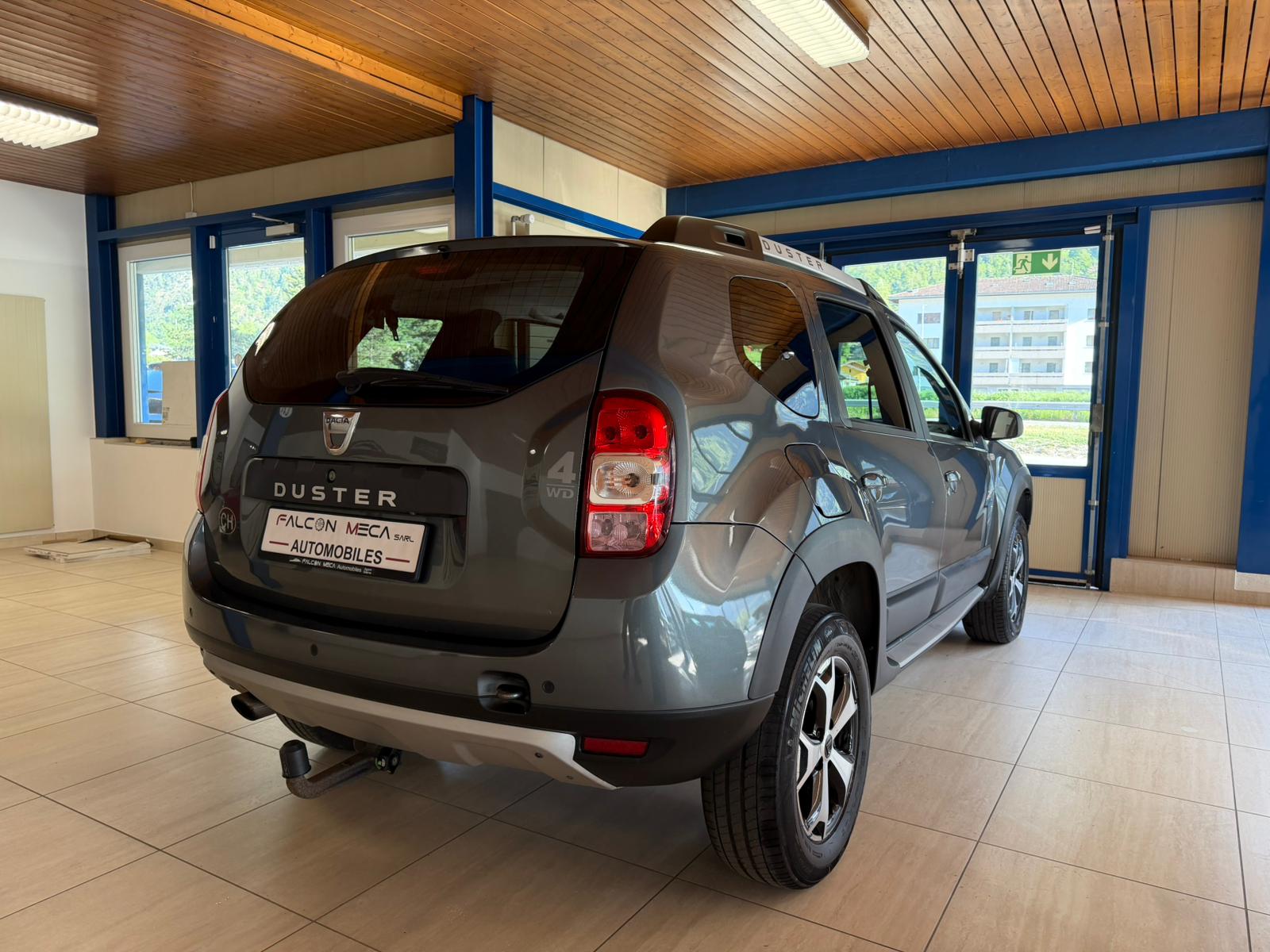 DACIA Duster 1.2 T Ambiance 4x4-image-10