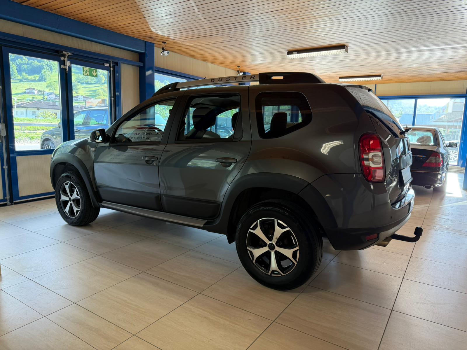 DACIA Duster 1.2 T Ambiance 4x4-image-8