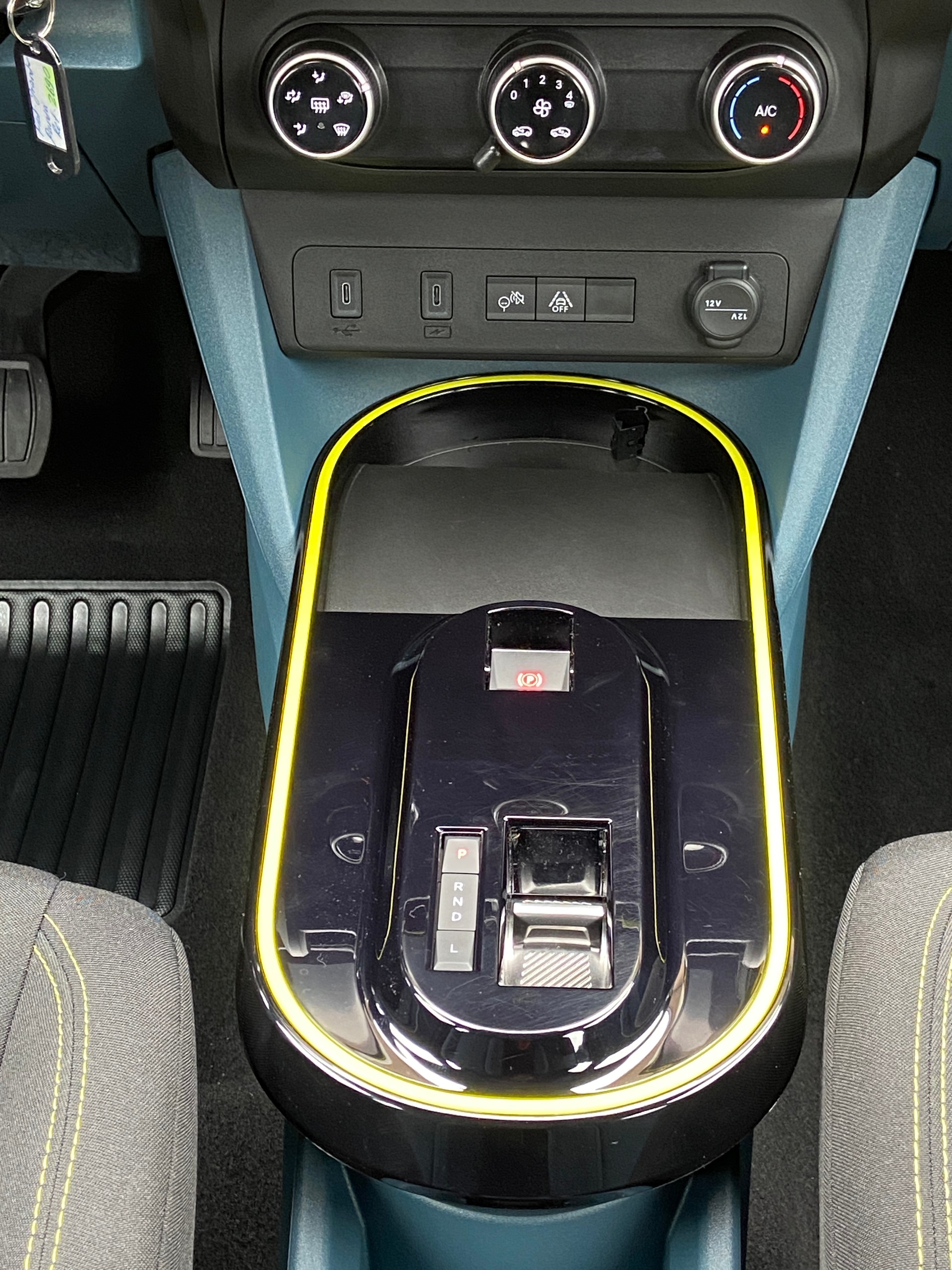 FIAT Grande Panda MHEV Icon-image-9