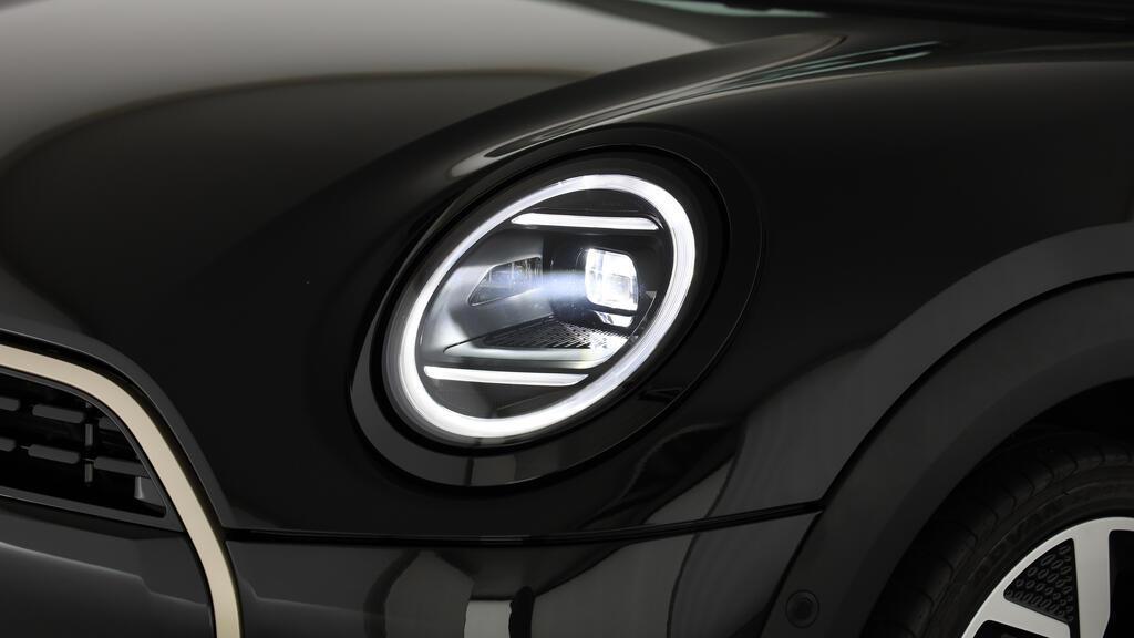 MINI Cooper 5 door C-image-15