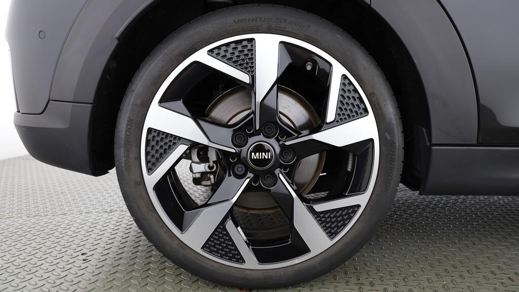 MINI Cooper 5 door C-image-9