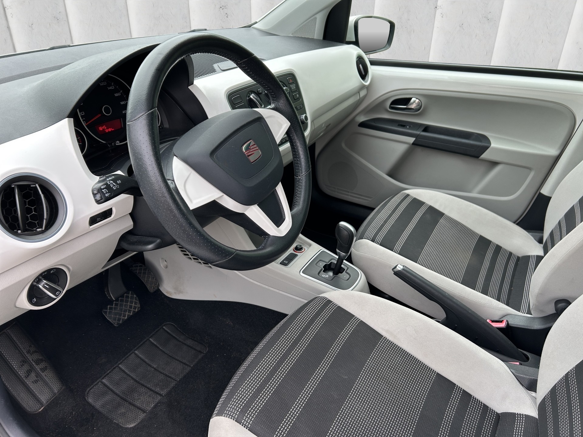 SEAT Mii 1.0 Style ASG-image-8