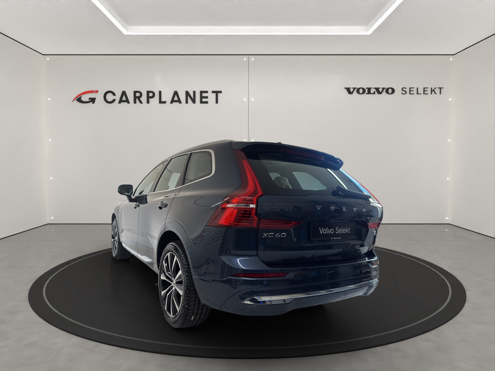VOLVO XC60 2.0 T6 TE Ultimate Bright eAWD-image-4