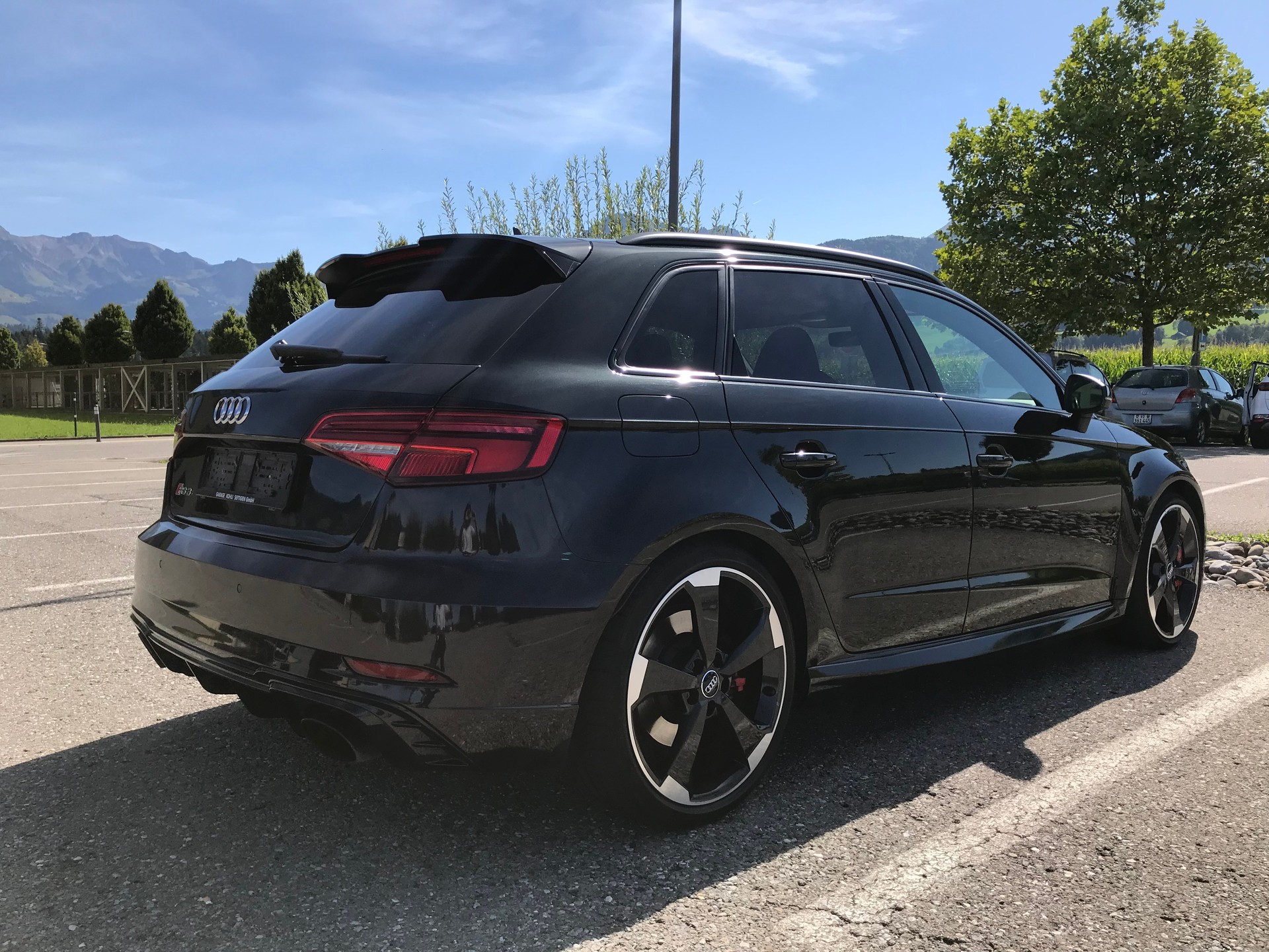 AUDI 2.5 T FSI quattro S-Tronic-image-1
