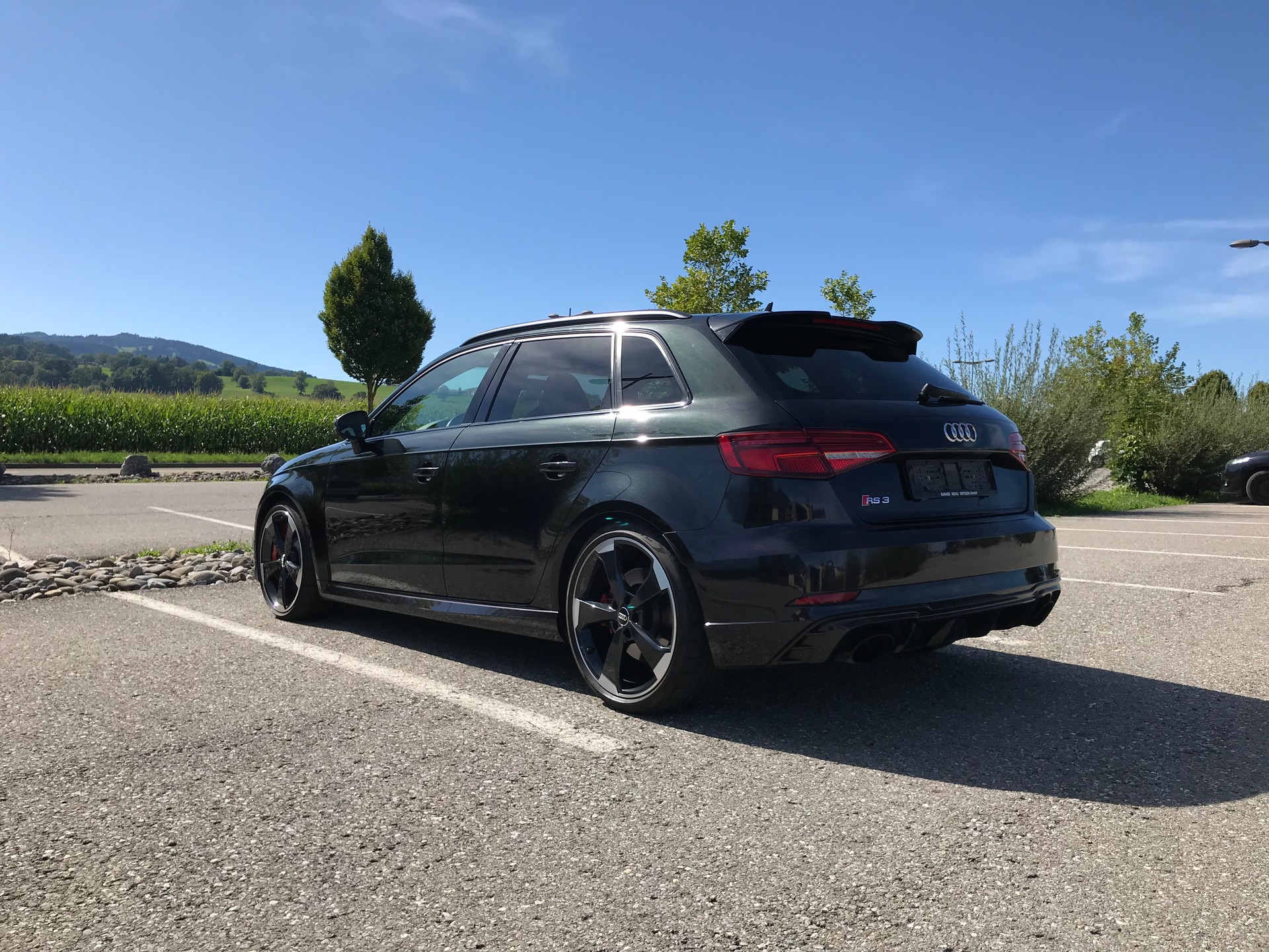 AUDI 2.5 T FSI quattro S-Tronic-image-2