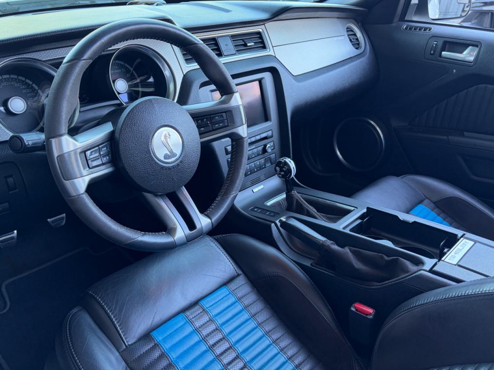 FORD Mustang Shelby GT 500 SVT-image-5