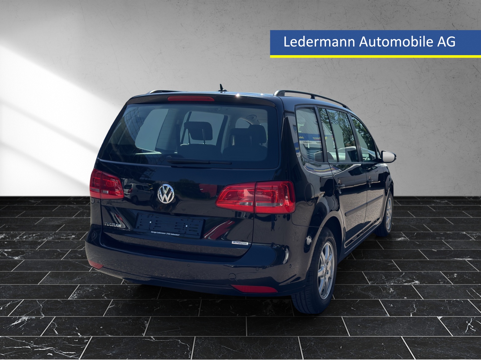 VW Touran 1.2 TSI BlueMotion Technology Trendline-image-4