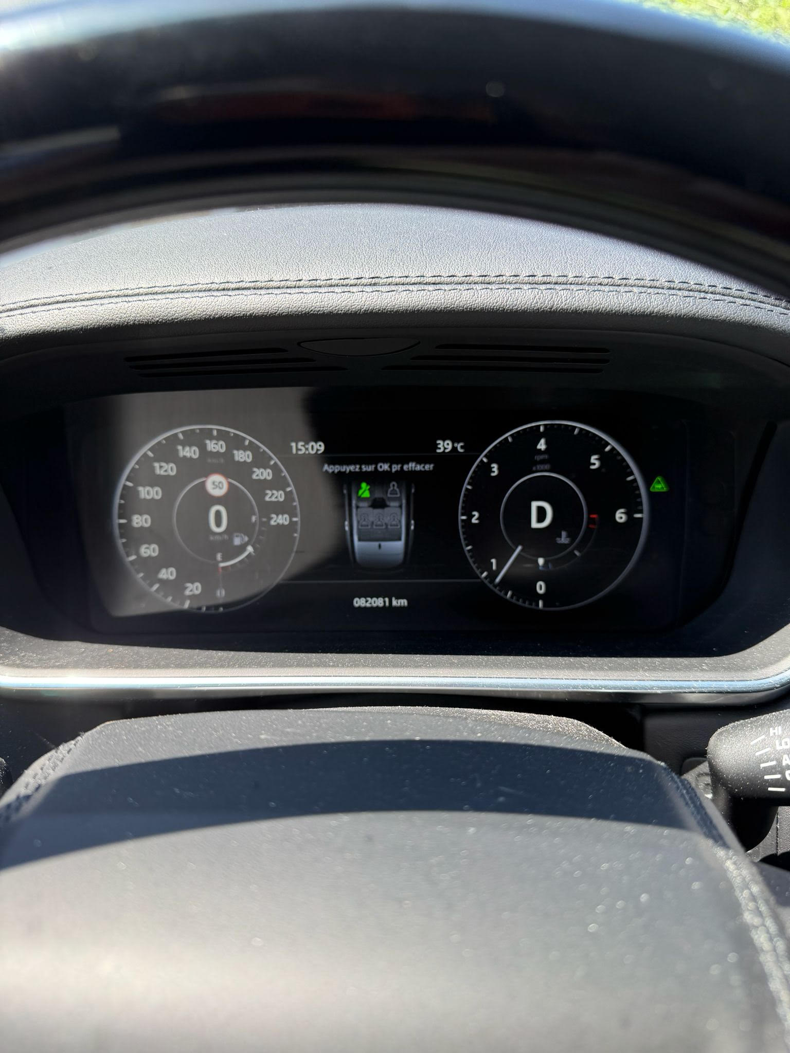 LAND ROVER 4.4 SDV8 Autobiography-image-5