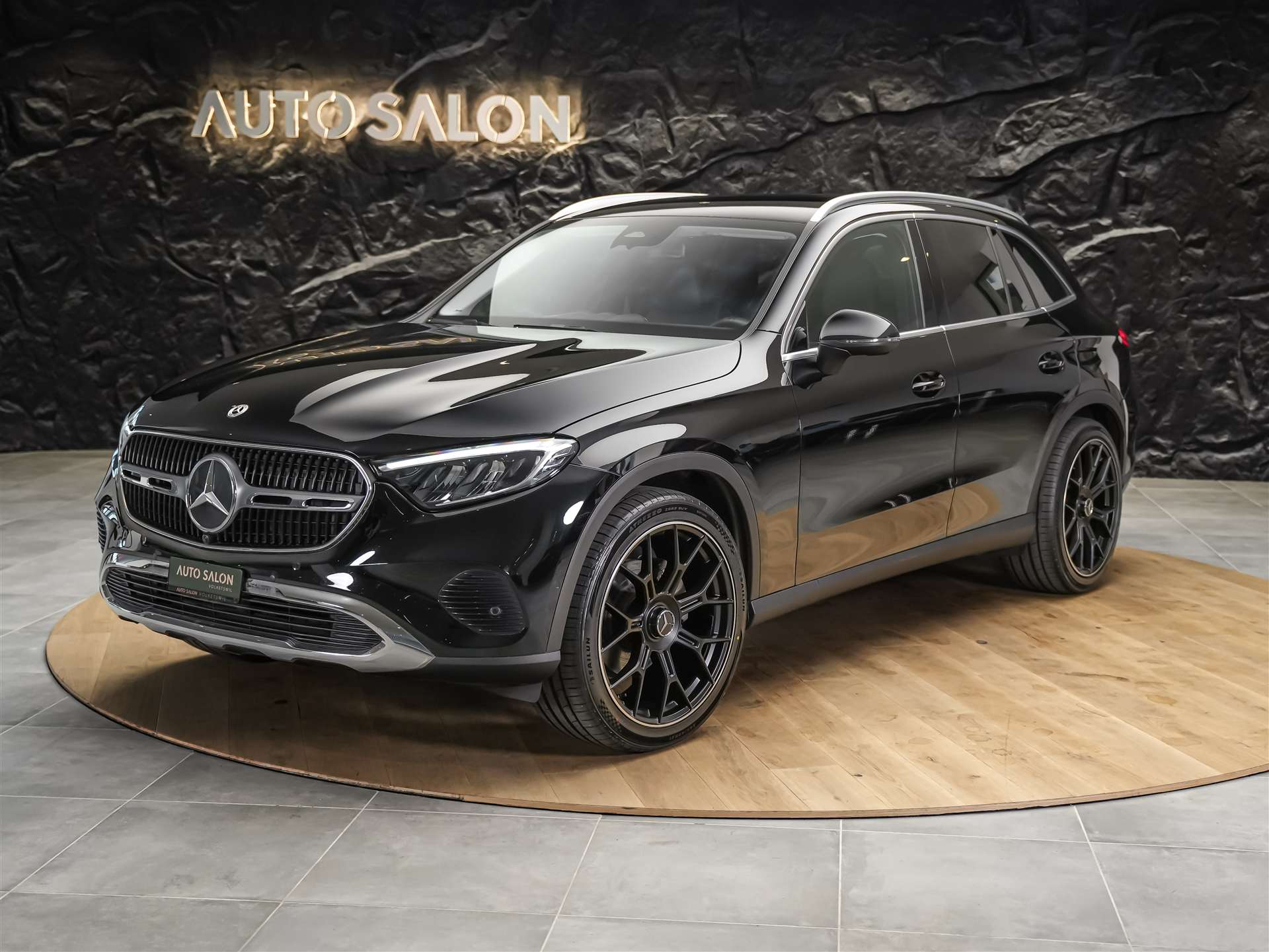 MERCEDES-BENZ GLC 200 Avantgarde 4matic *21" Felgen*Abstandsregler*Rückfahrkamera**-showroom-element-1