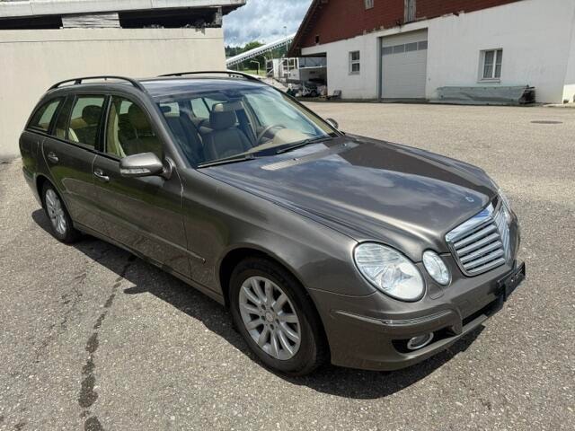 MERCEDES-BENZ E 280 Avantgarde 4Matic Automatic-image-5