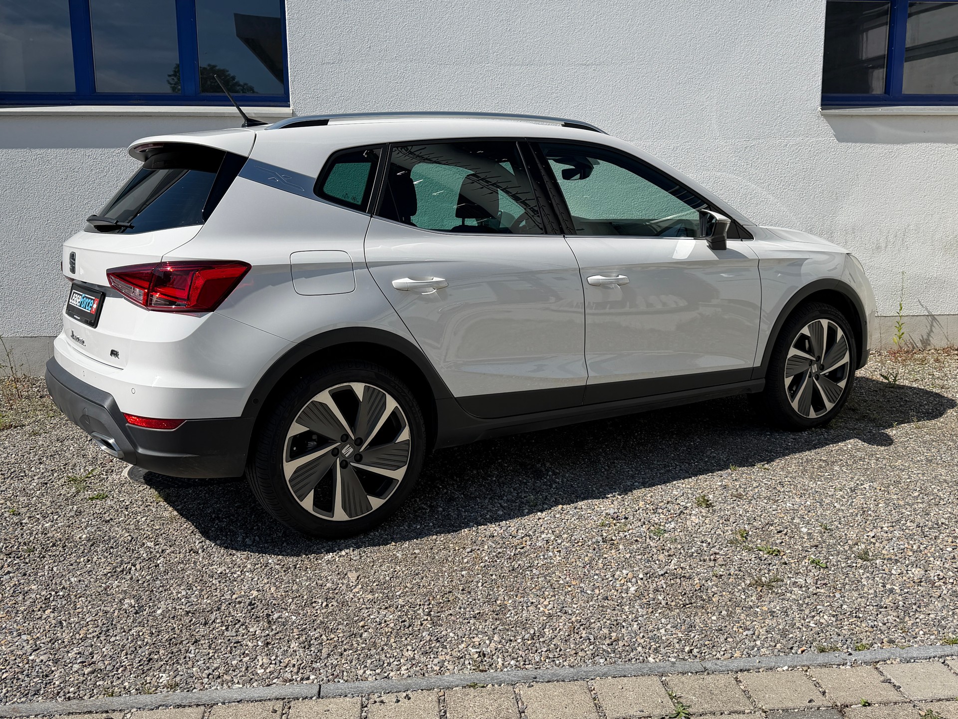 SEAT Arona 1.5 Eco TSI FR DSG-image-3