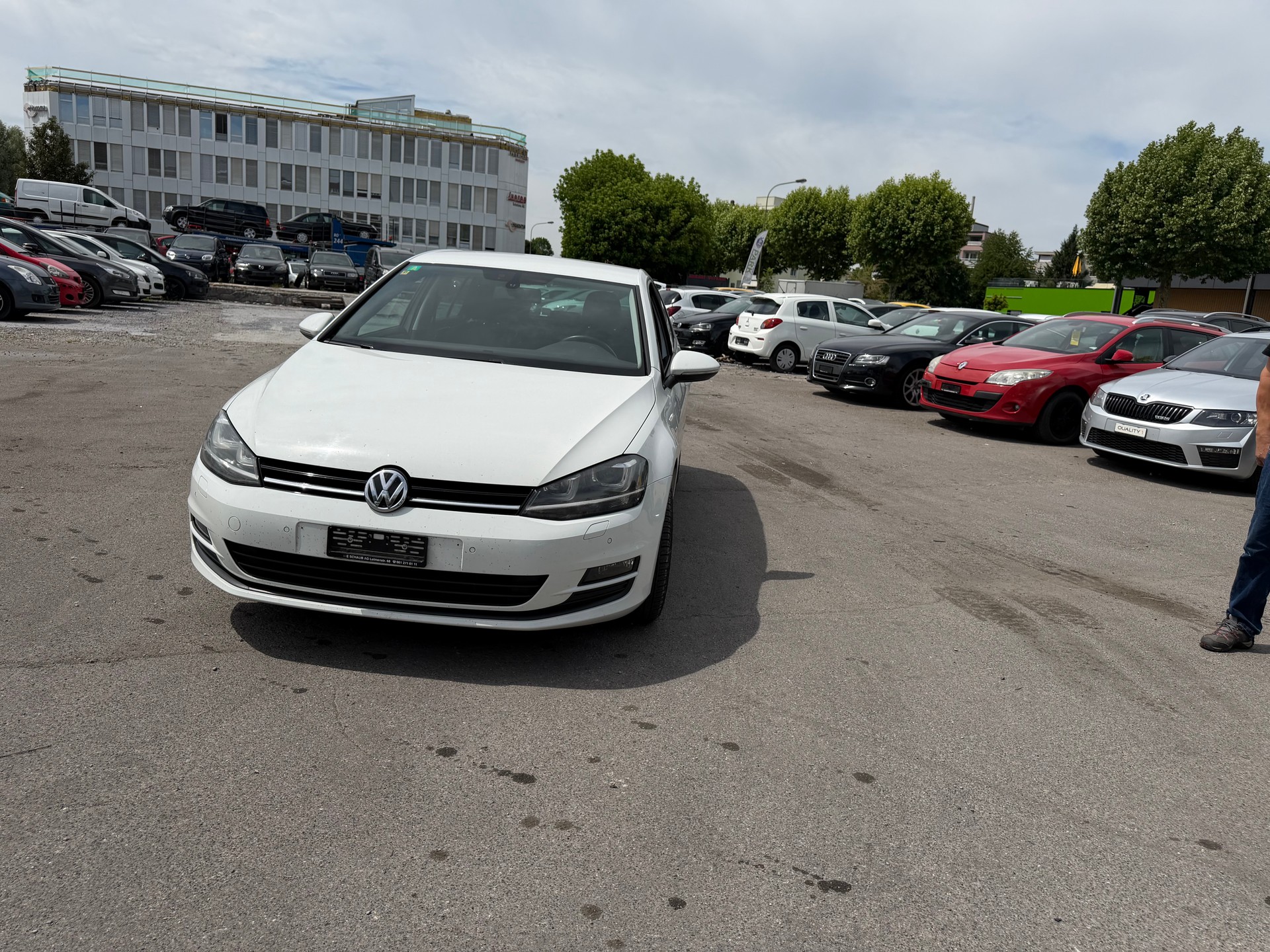 VW GOLF-image-0