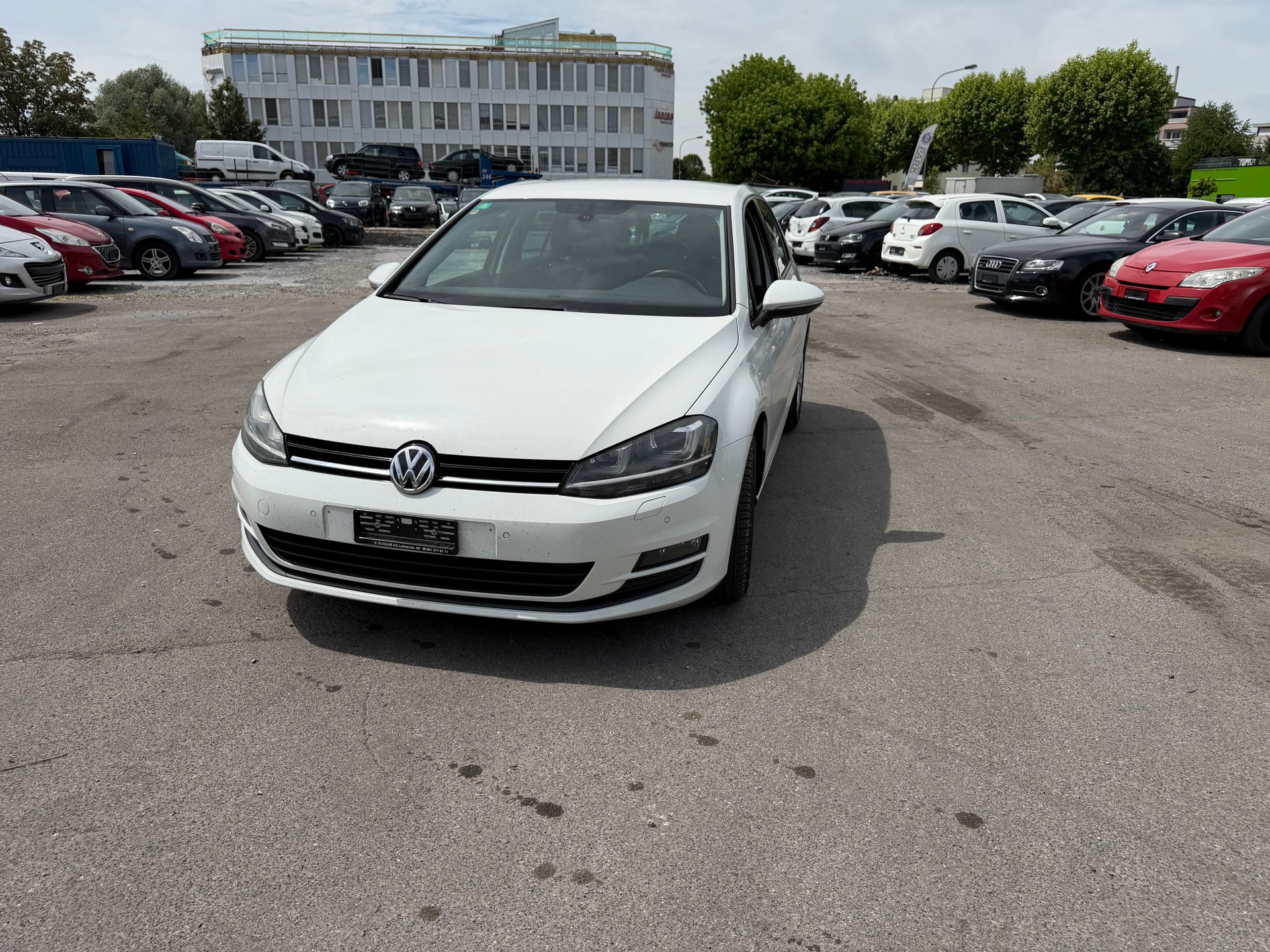 VW GOLF-image-2