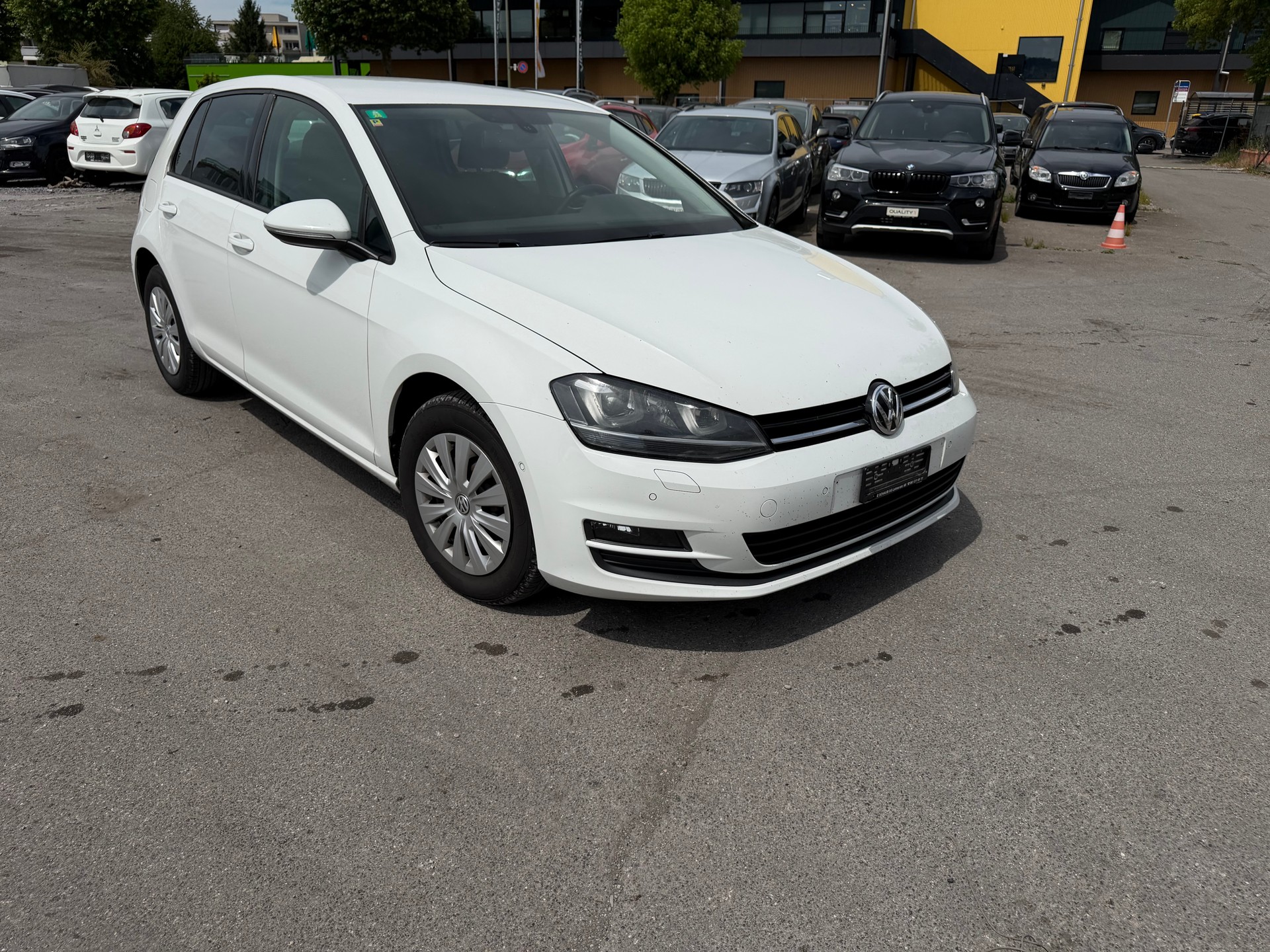 VW GOLF-image-4