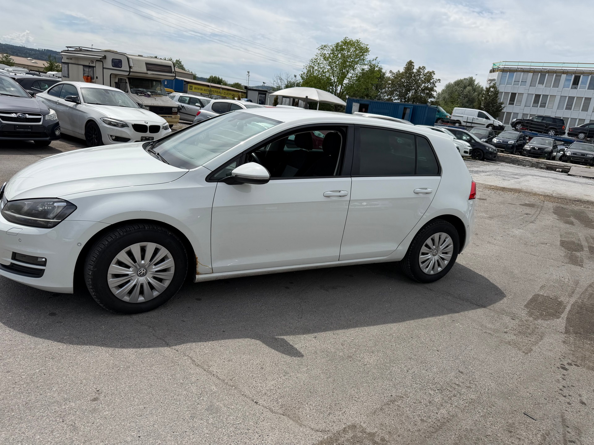 VW GOLF-image-6