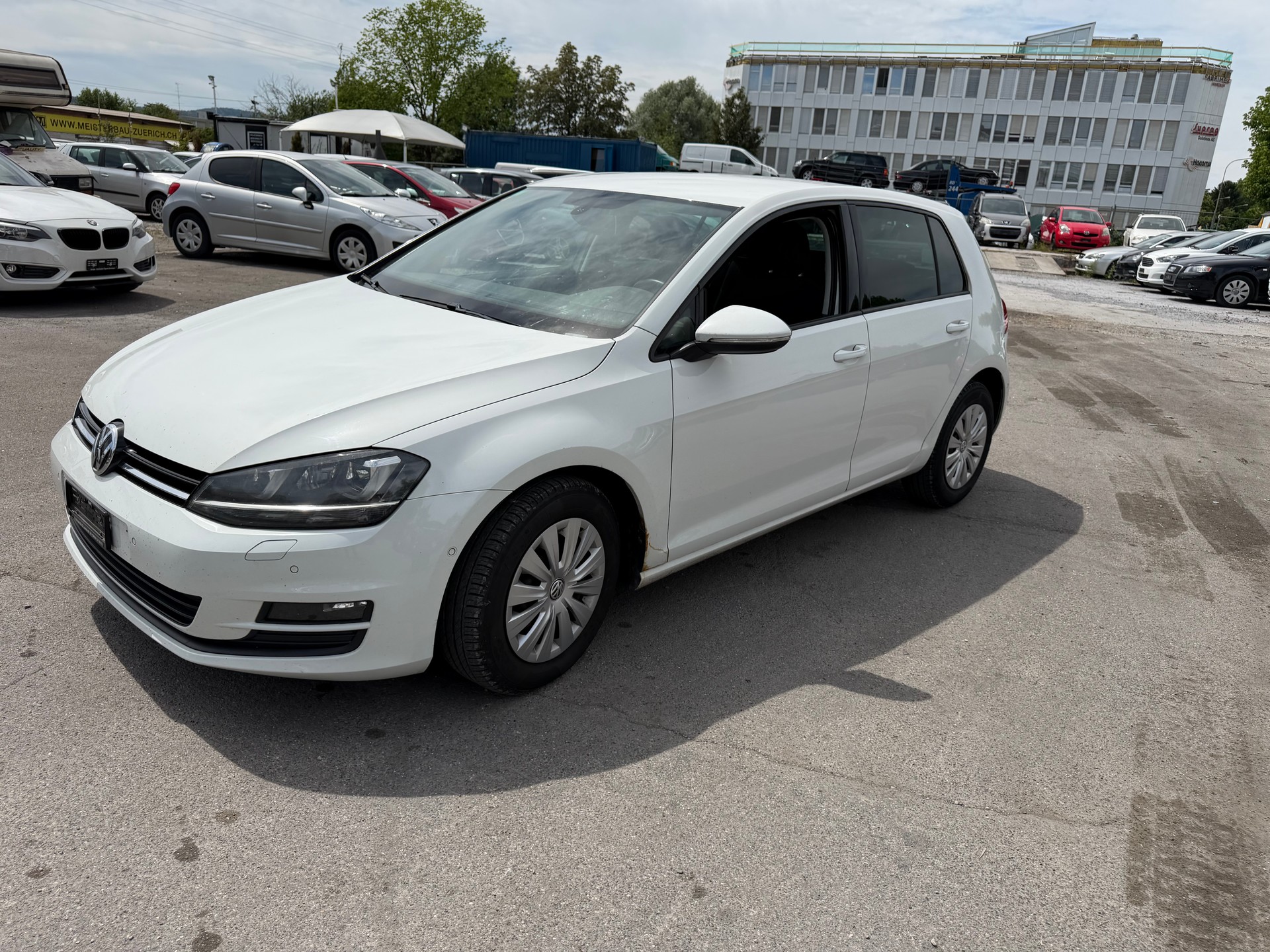 VW GOLF-image-1