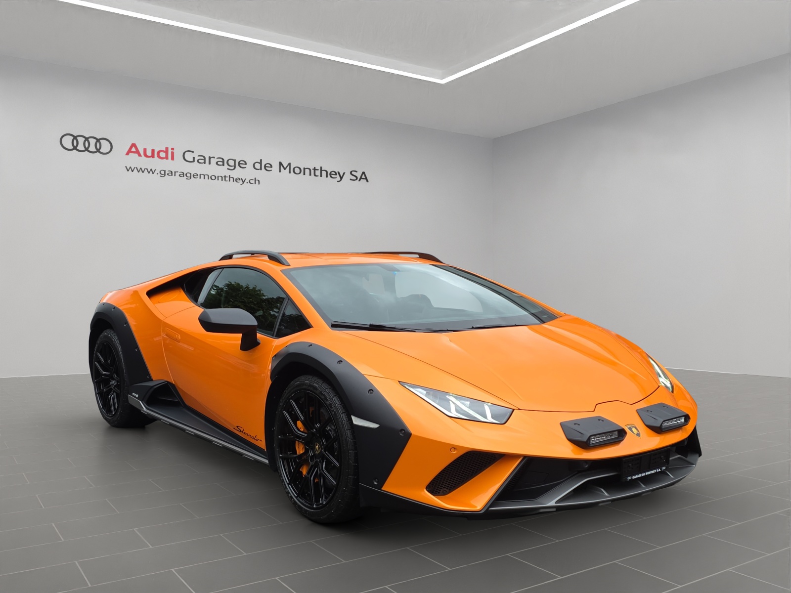 LAMBORGHINI Huracan Sterrato LP610-4 Coupé-image-2