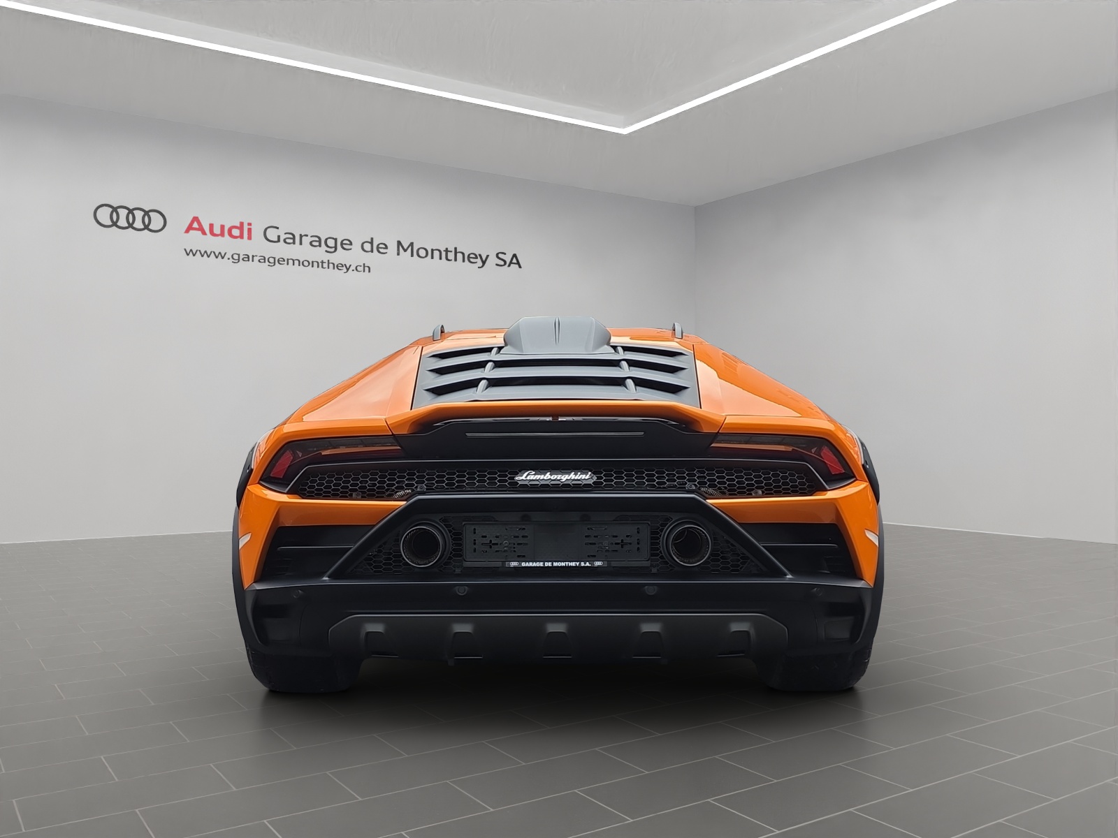 LAMBORGHINI Huracan Sterrato LP610-4 Coupé-image-4