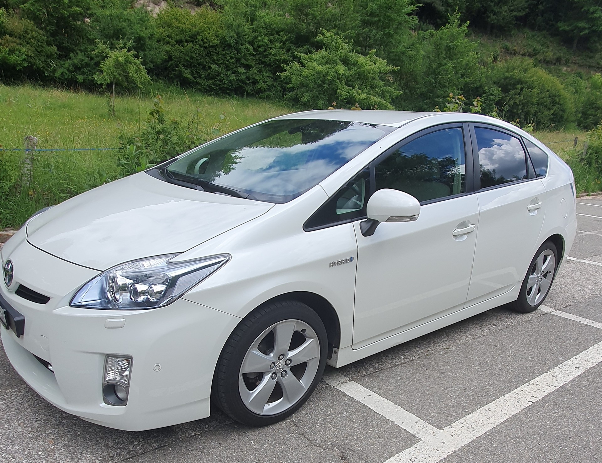 TOYOTA 1.8 VVTi HSD Sol