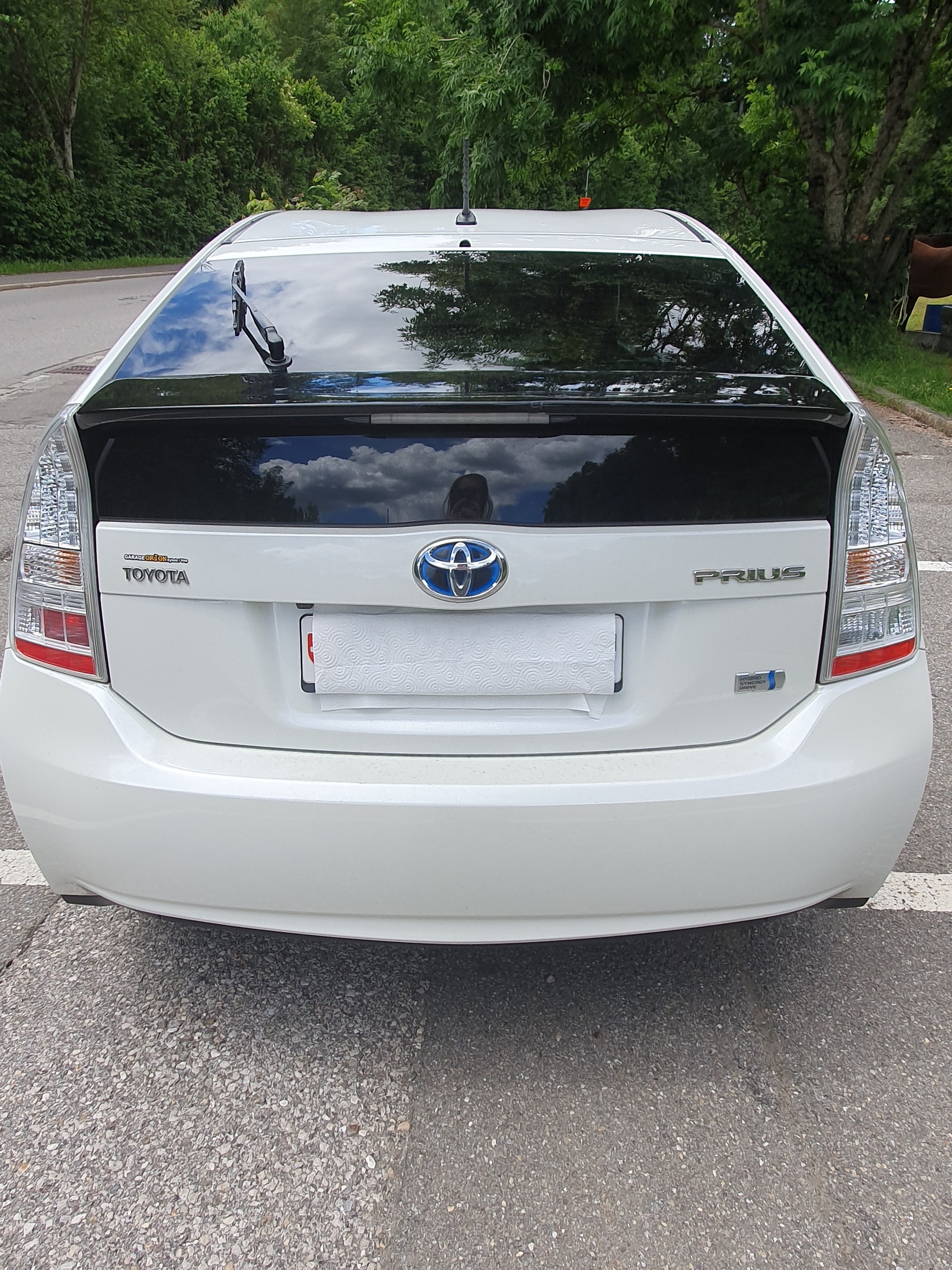 TOYOTA 1.8 VVTi HSD Sol-image-2