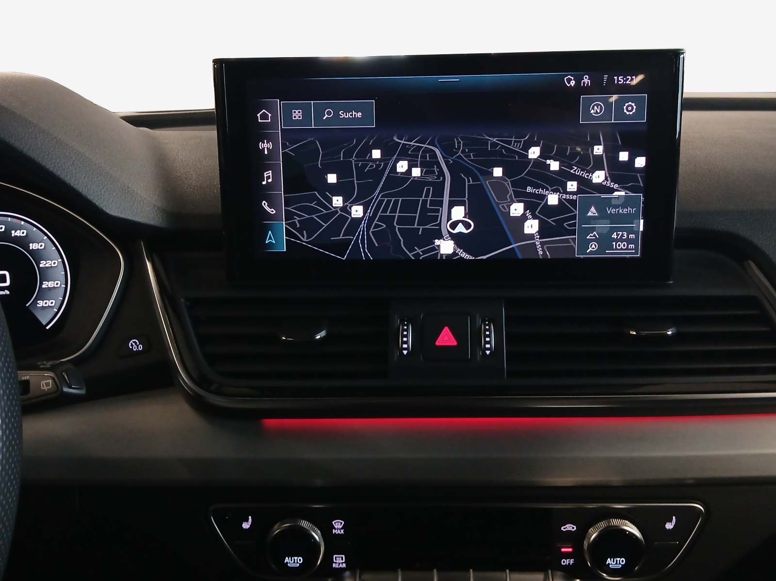 AUDI Q5 45 TFSI Black Edition quattro S-tronic-image-10