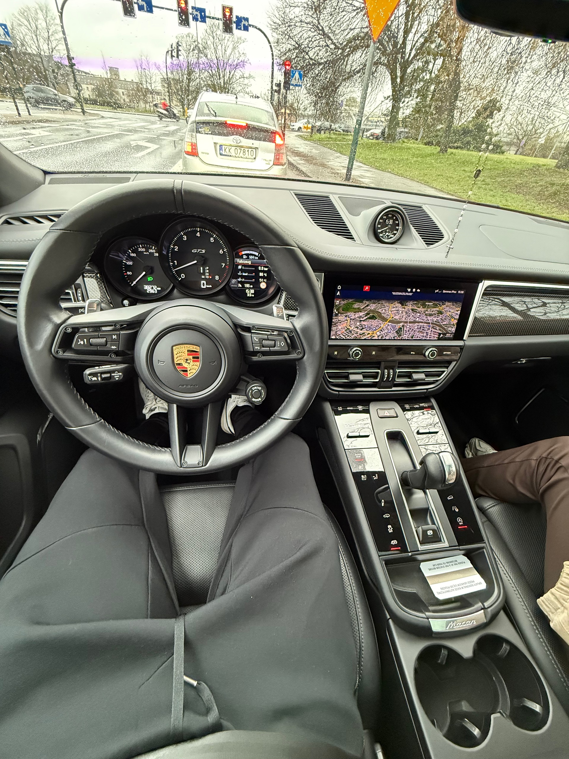 PORSCHE 2.9 V6 GTS-image-13