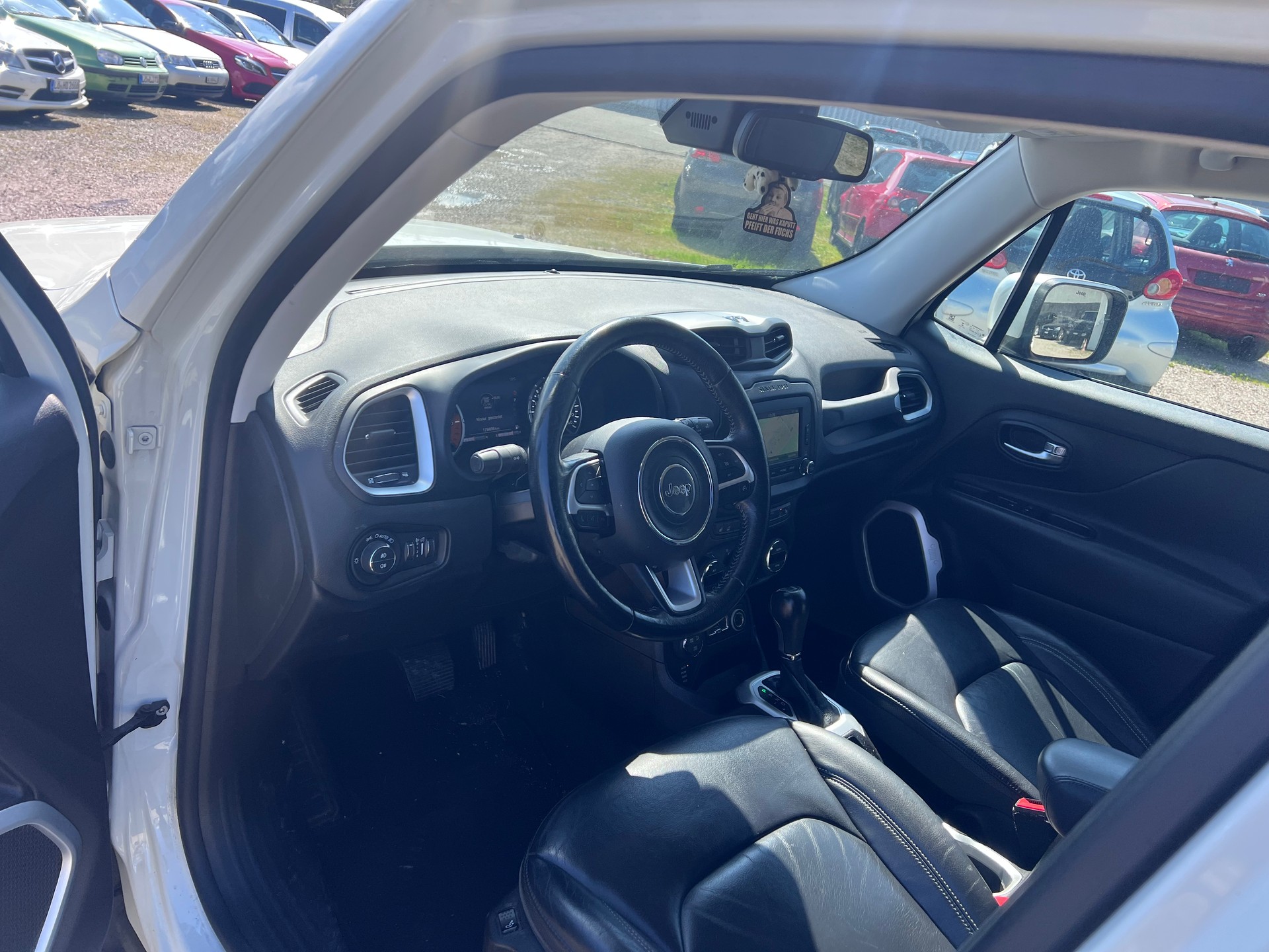 JEEP Renegade 2.0 CRD Limited AWD + Low Range 9ATX-image-10