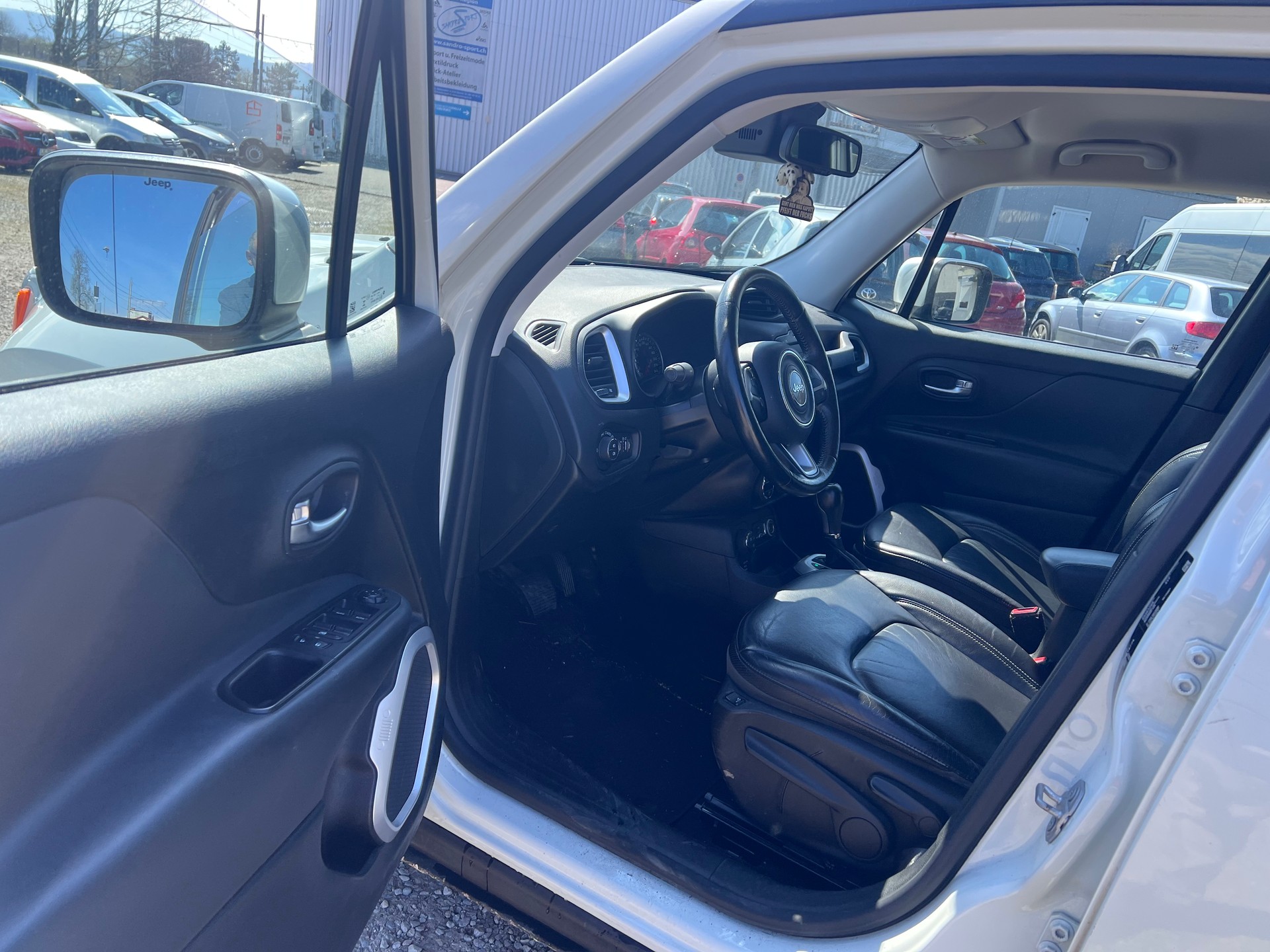 JEEP Renegade 2.0 CRD Limited AWD + Low Range 9ATX-image-12